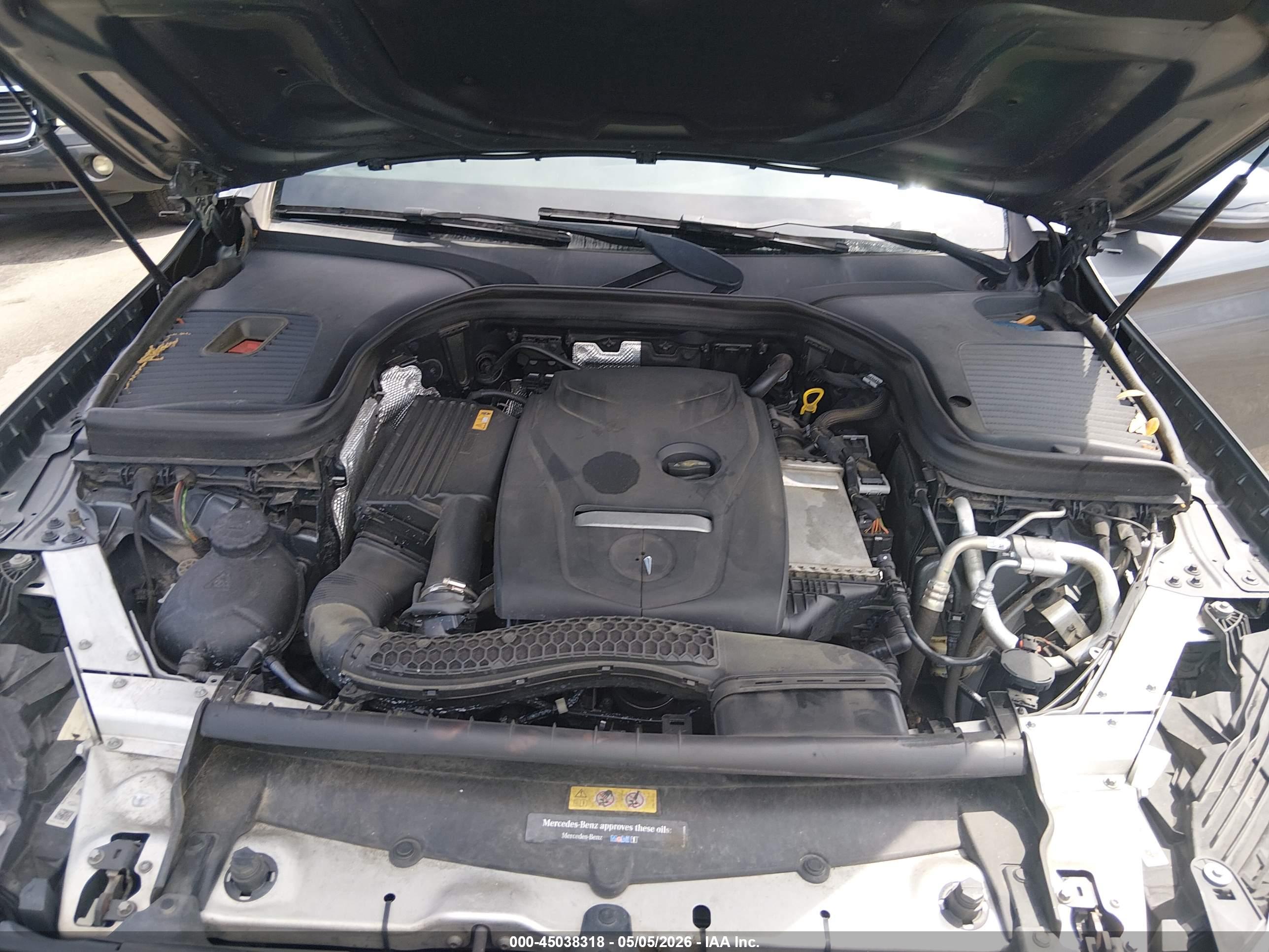 MERCEDES-BENZ GLC image 10
