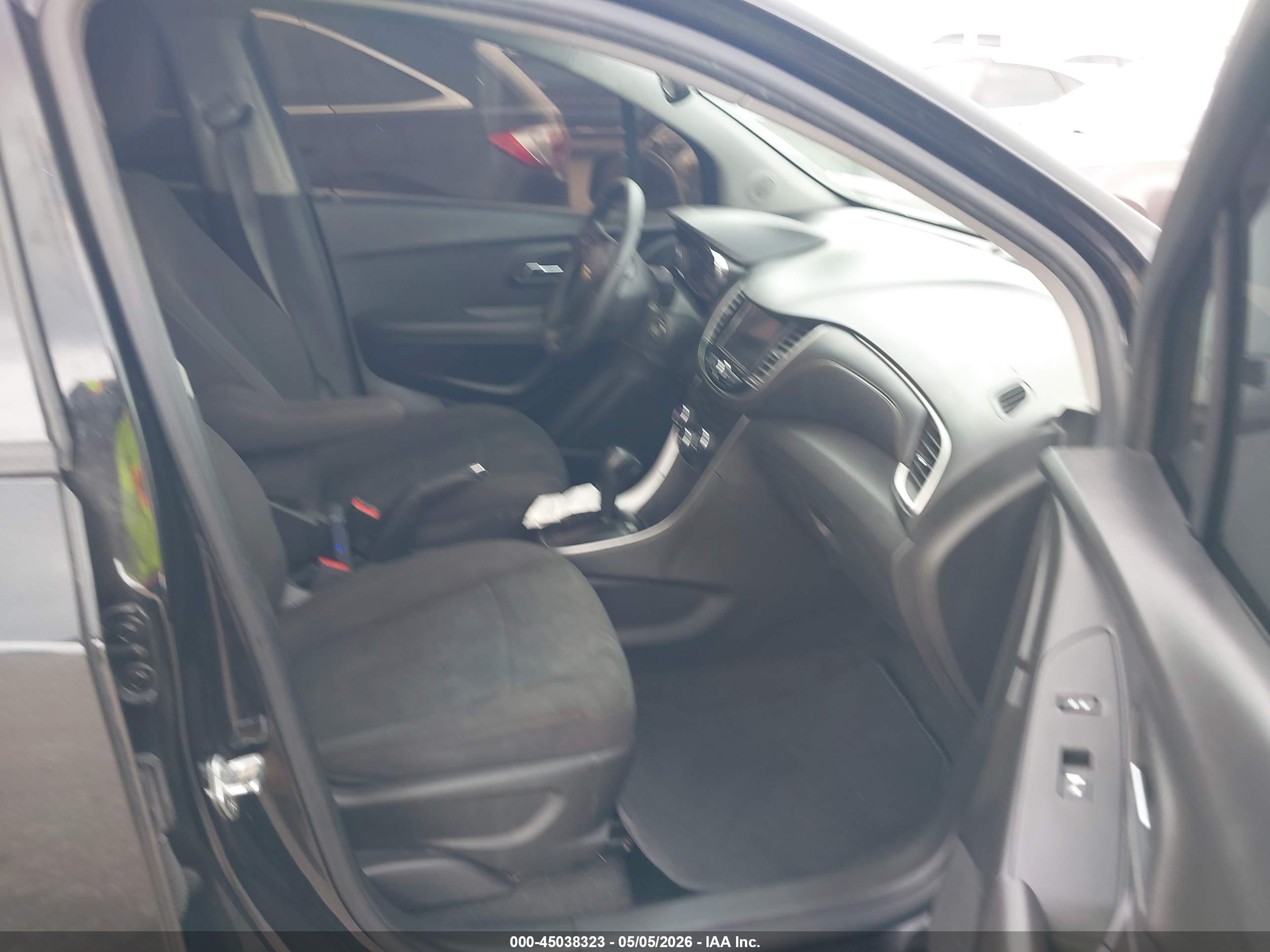 CHEVROLET TRAX image 5