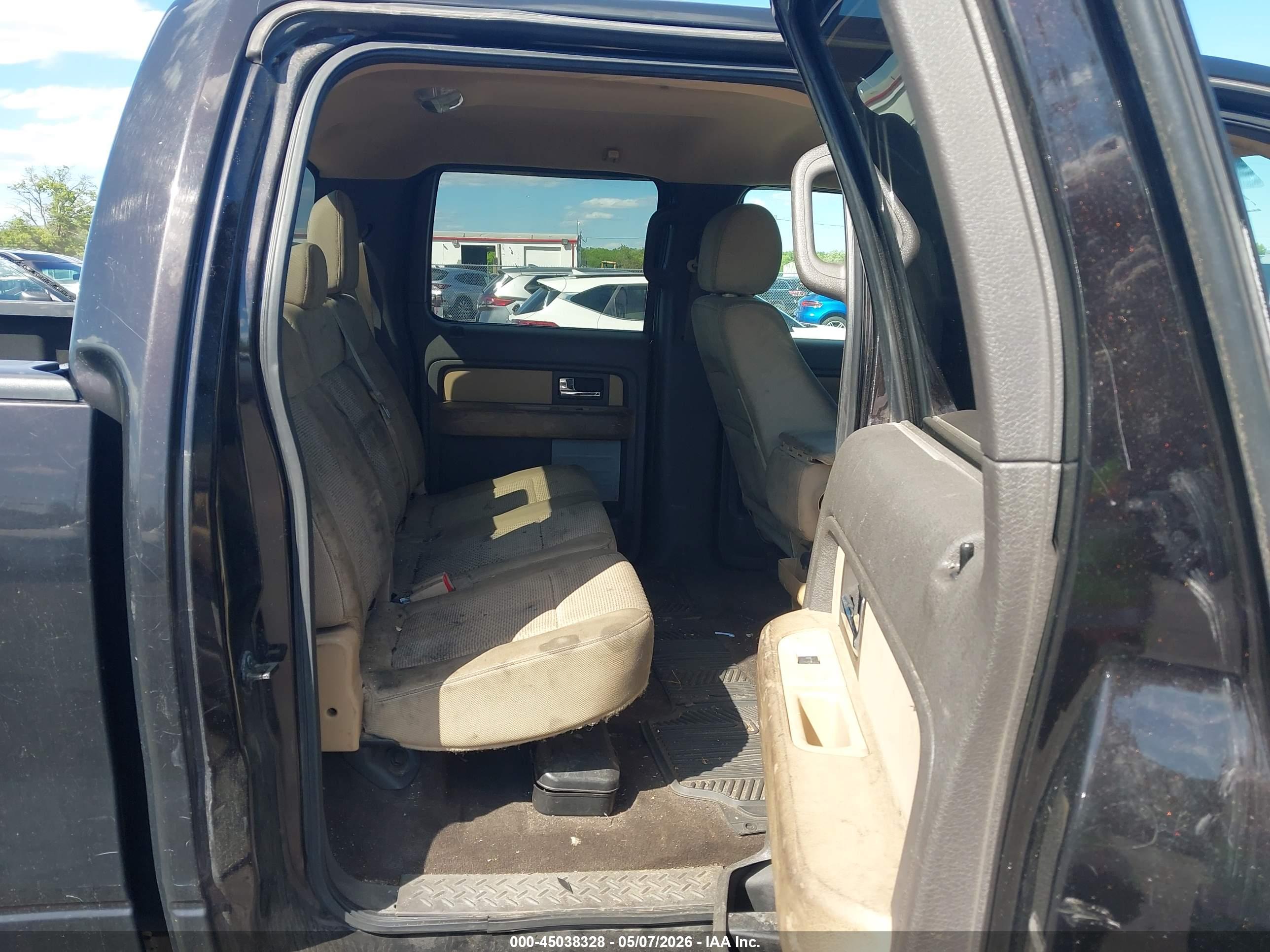 FORD F-150 image 8
