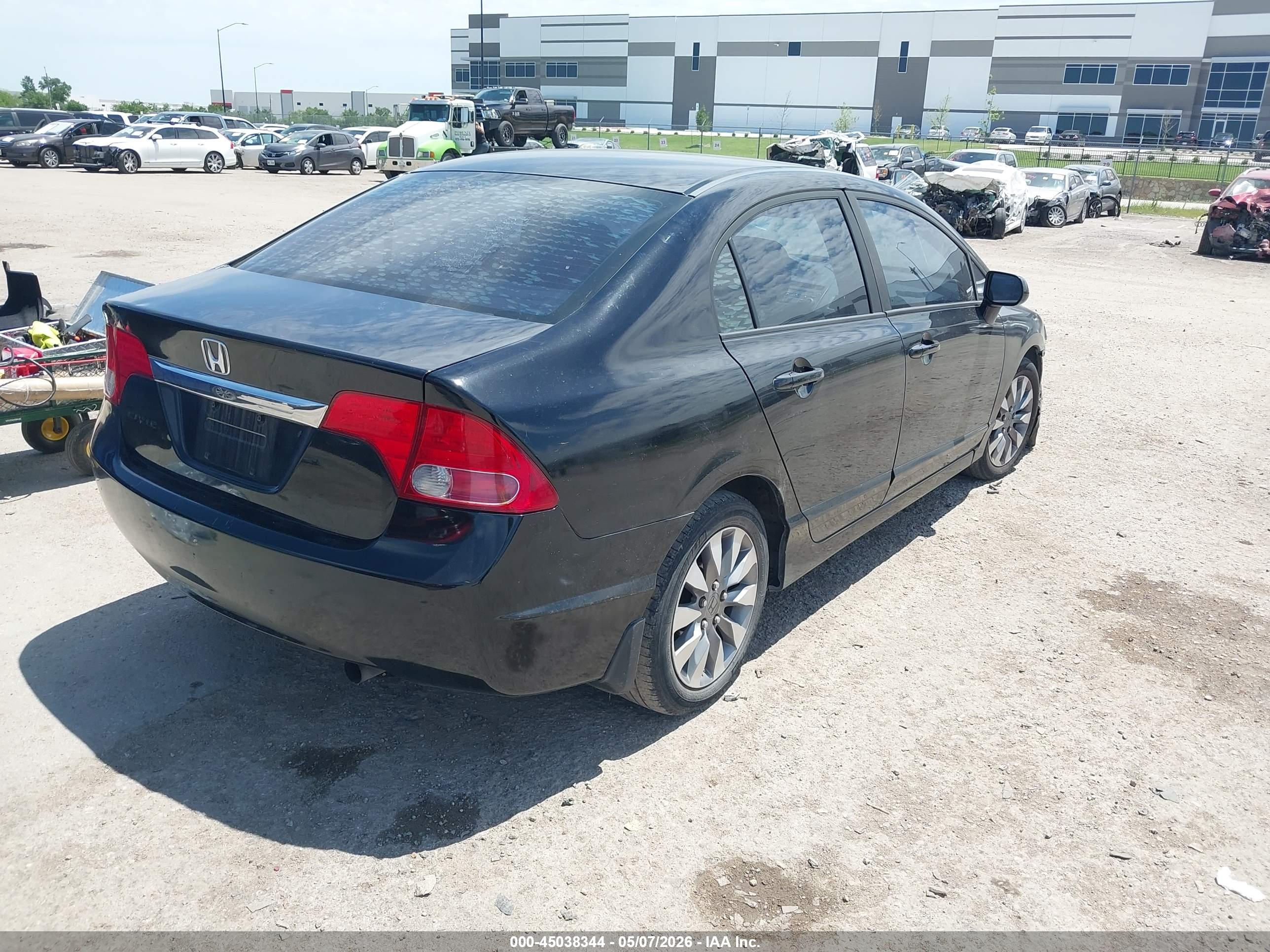 HONDA CIVIC image 4