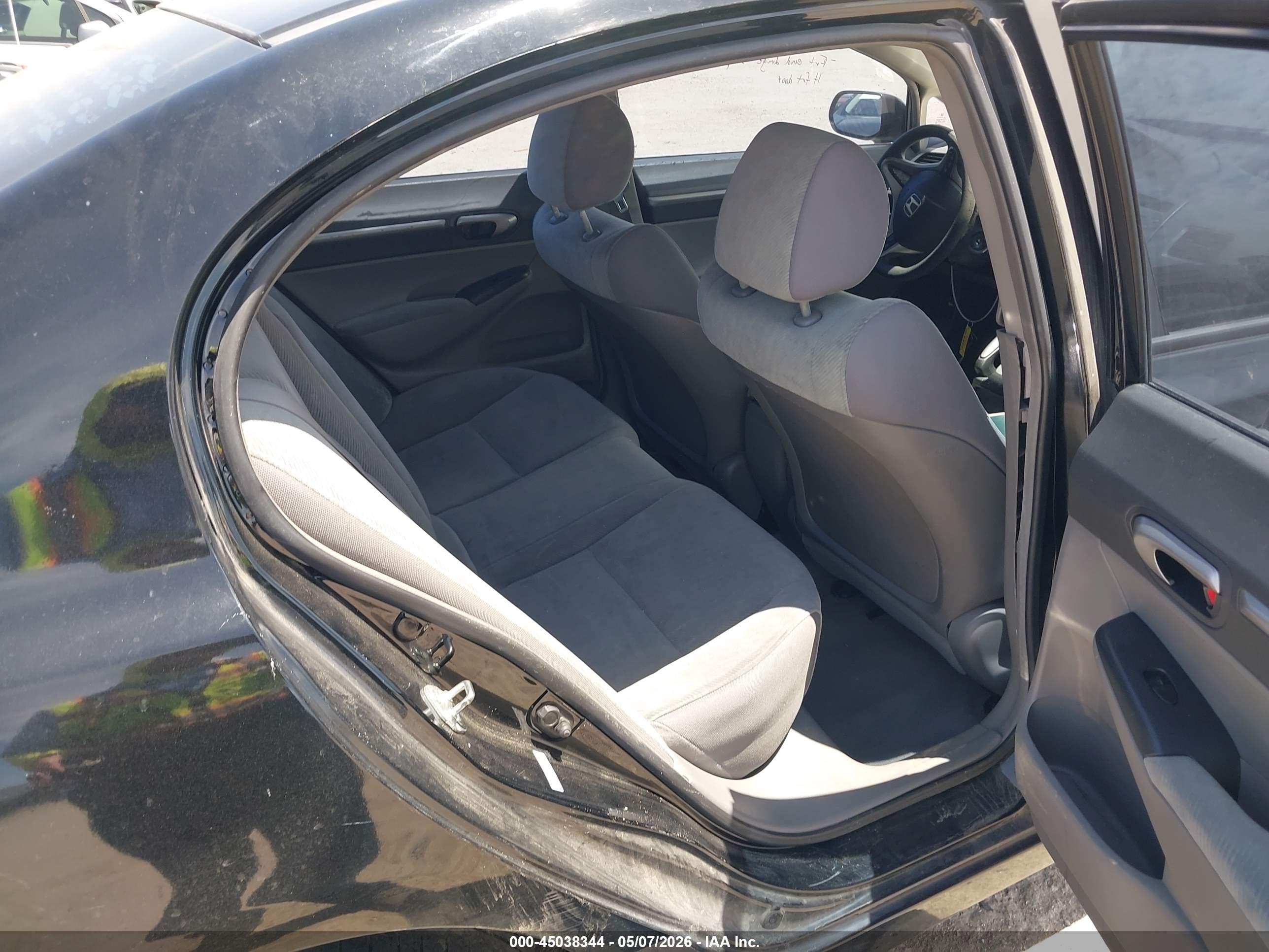 HONDA CIVIC image 8