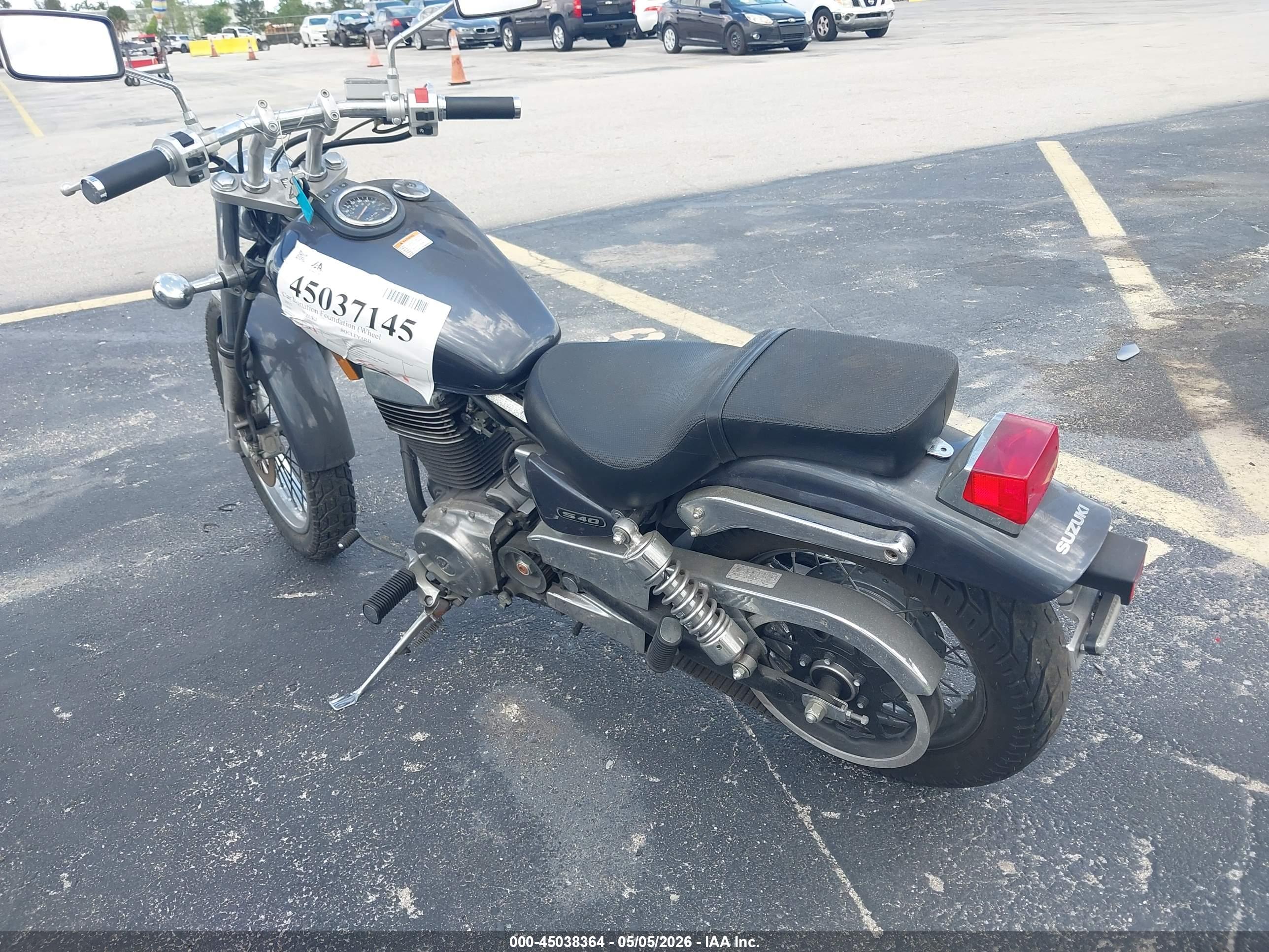 SUZUKI LS650 image 3
