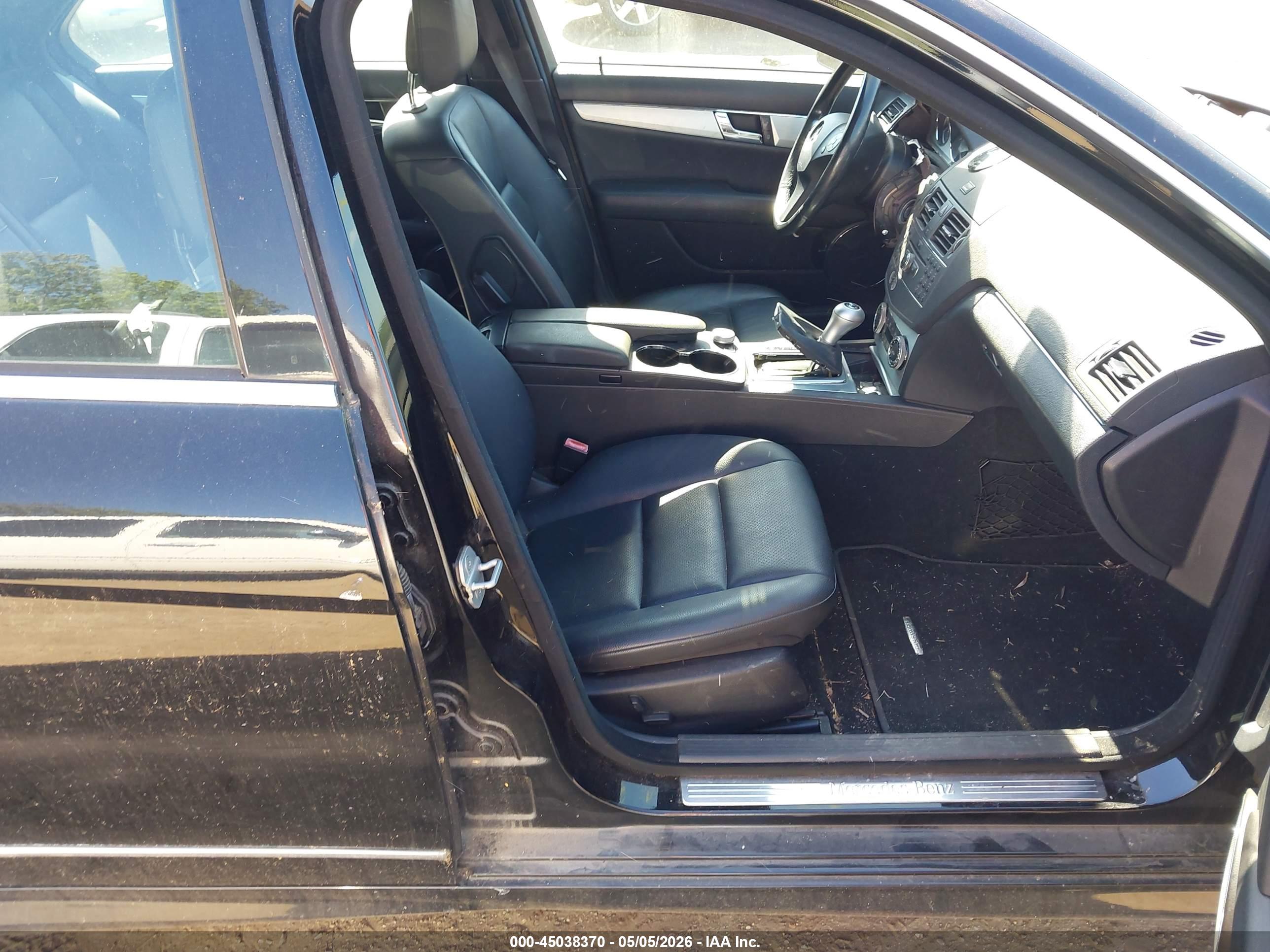 MERCEDES-BENZ C image 5
