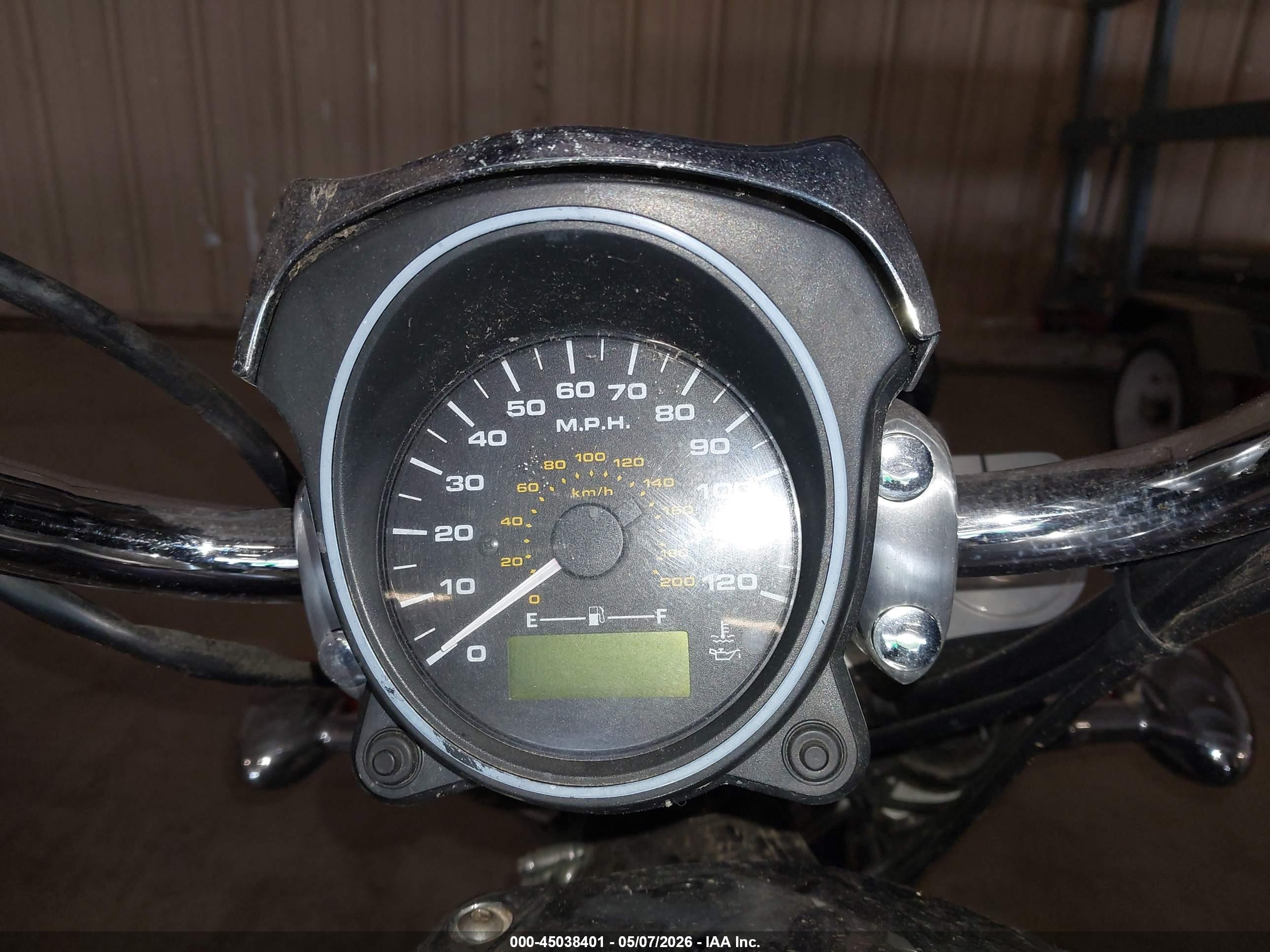 SUZUKI VZ800 image 7