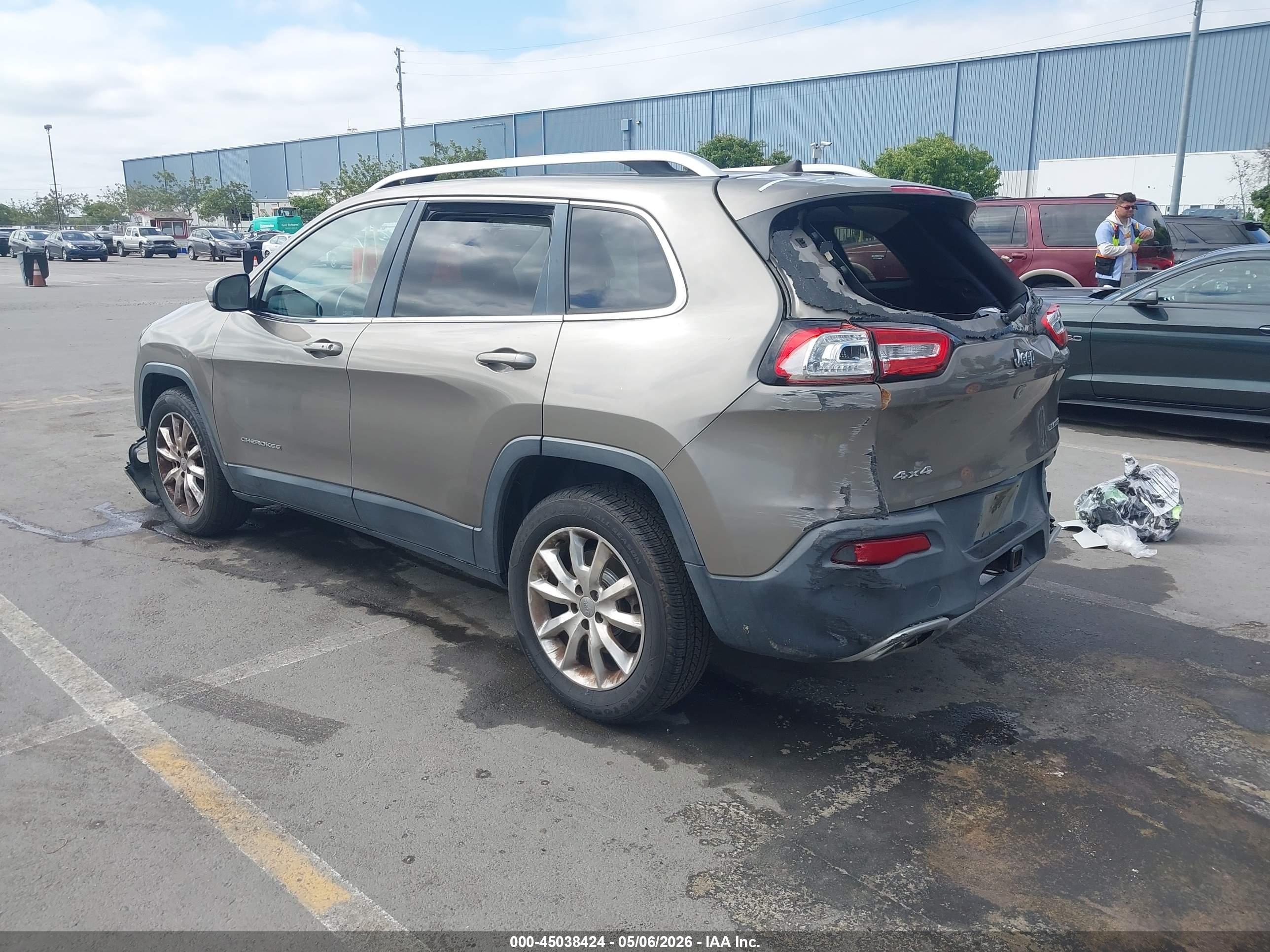 JEEP CHEROKEE image 3