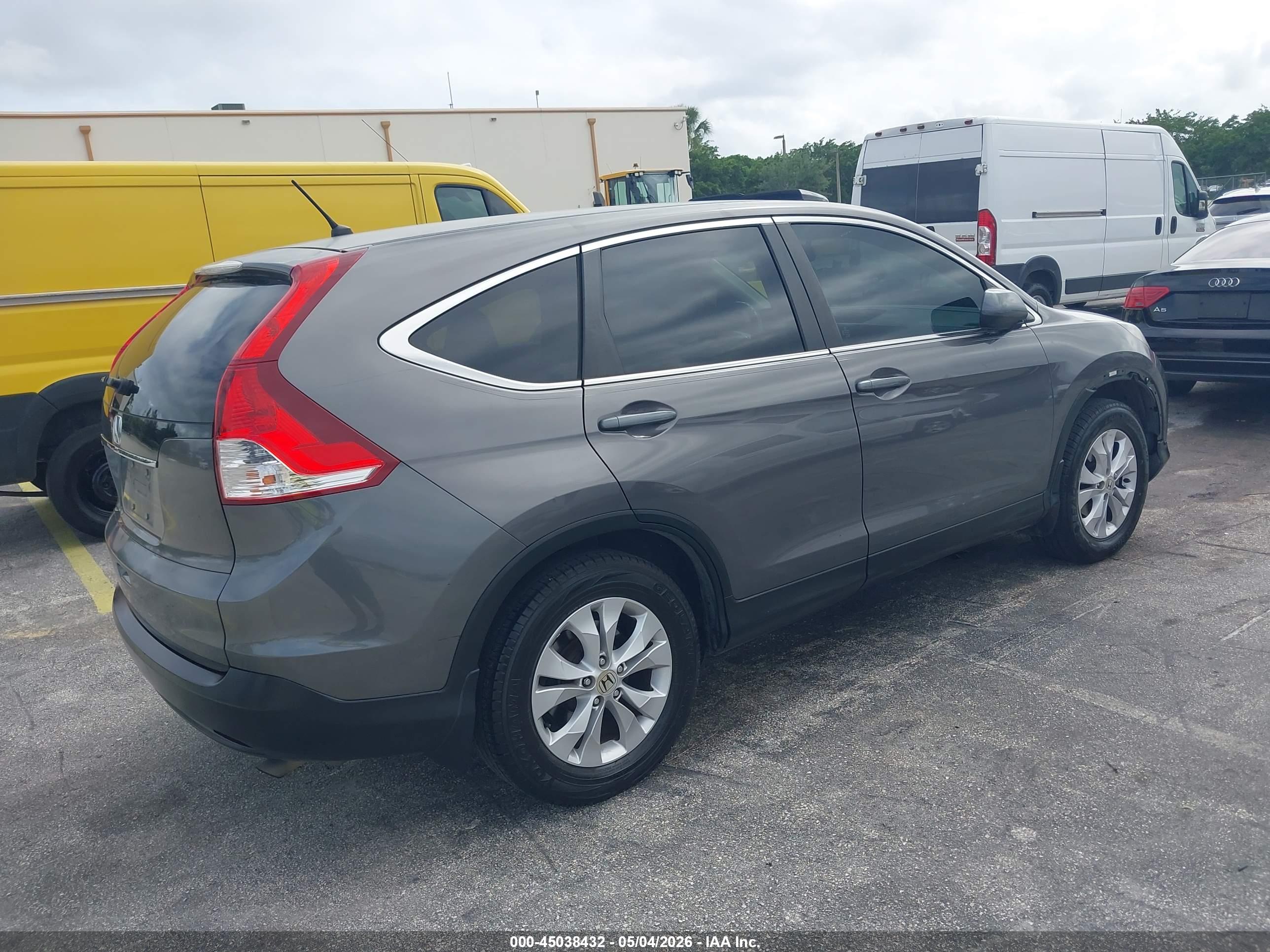 HONDA CR-V image 4