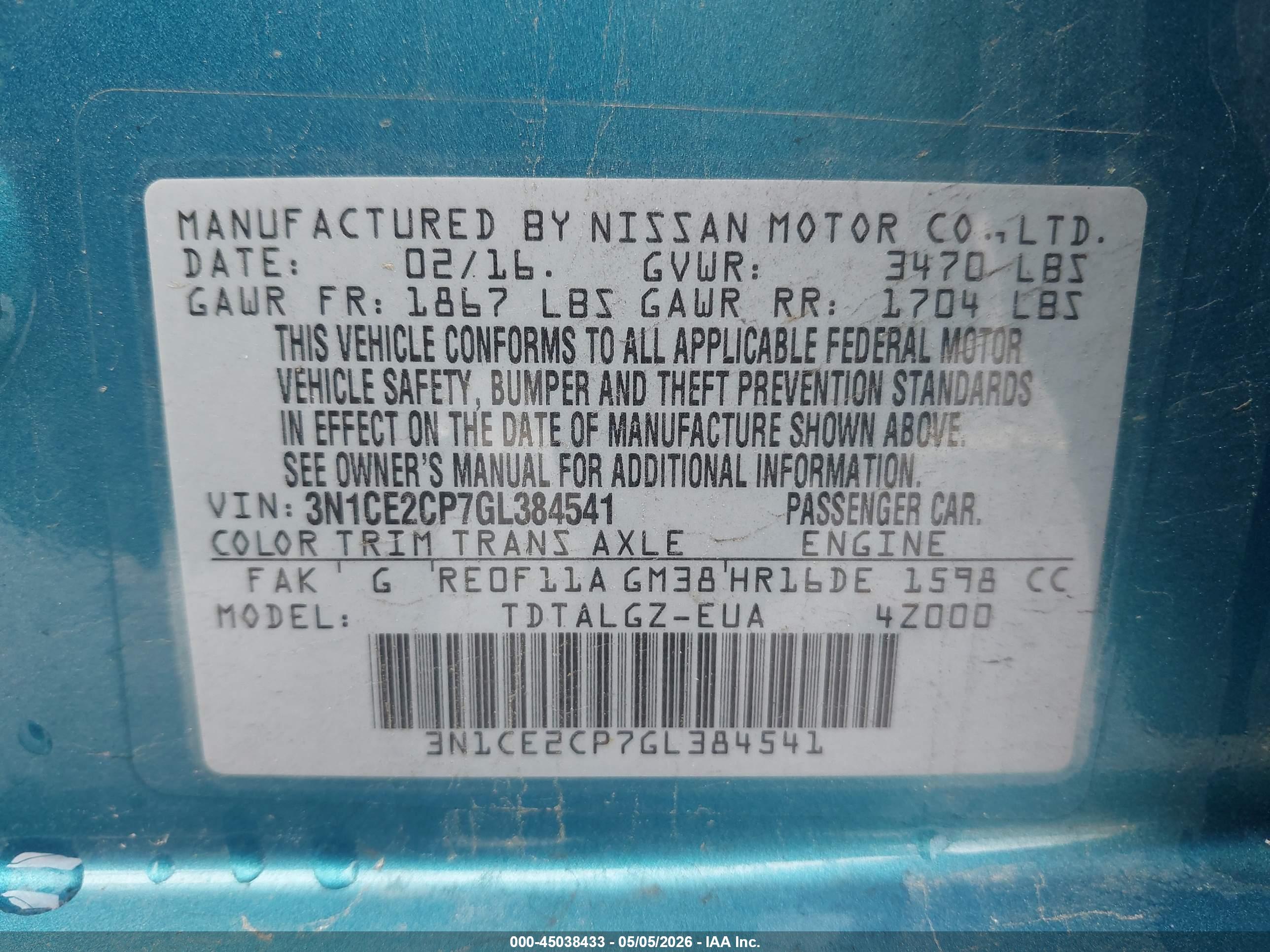 NISSAN VERSA image 9