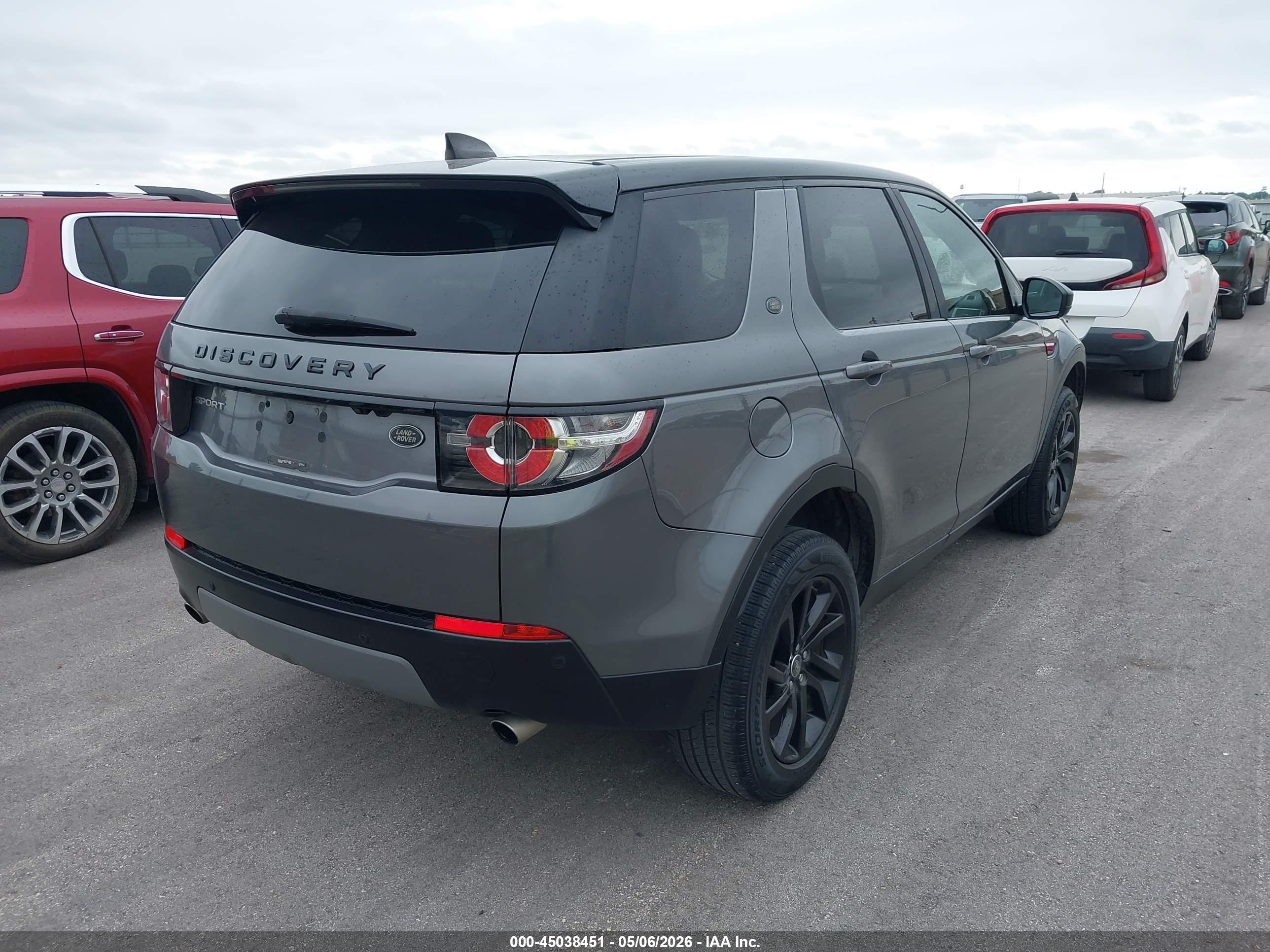 LAND ROVER image 4