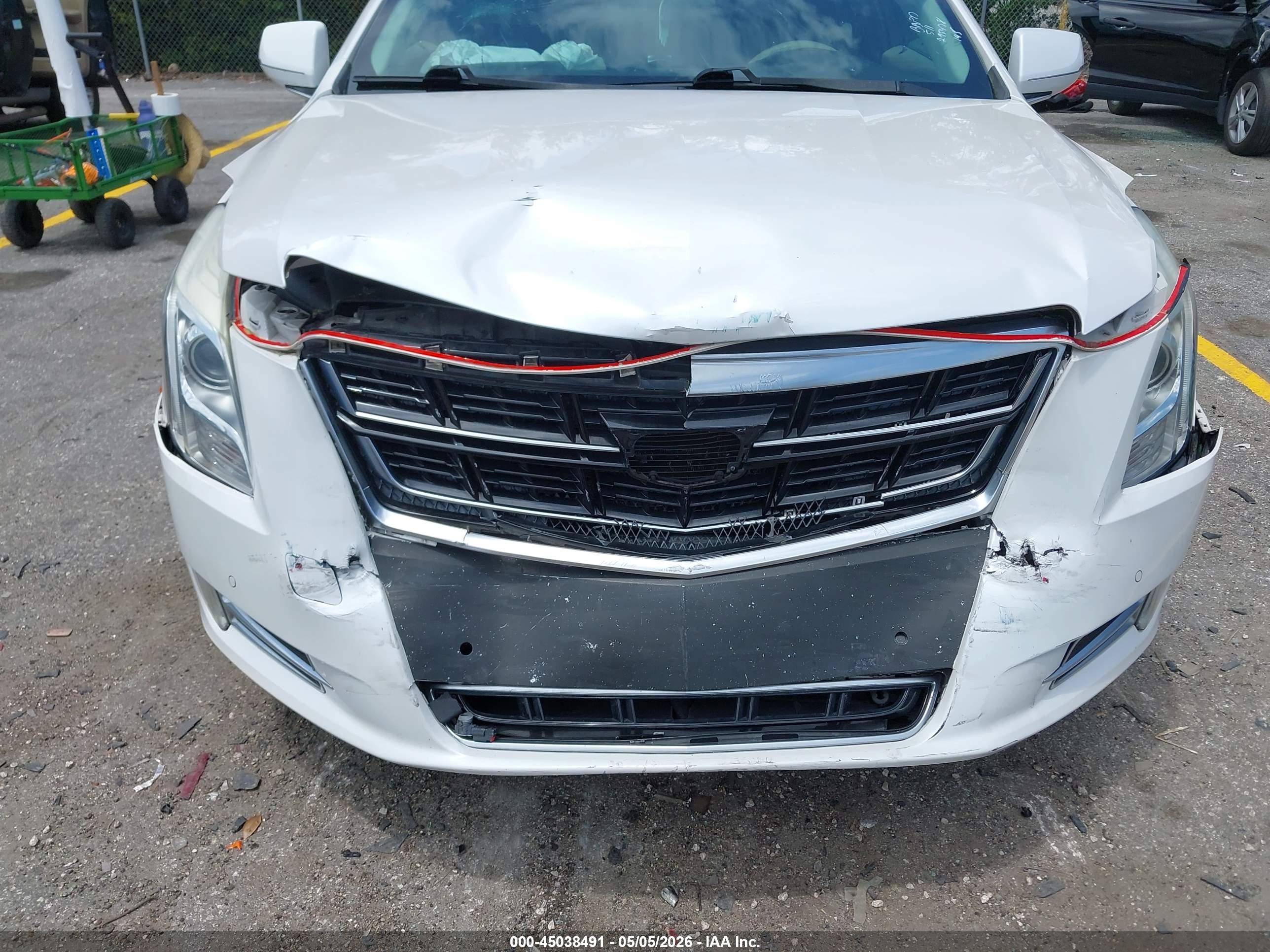 CADILLAC XTS image 6