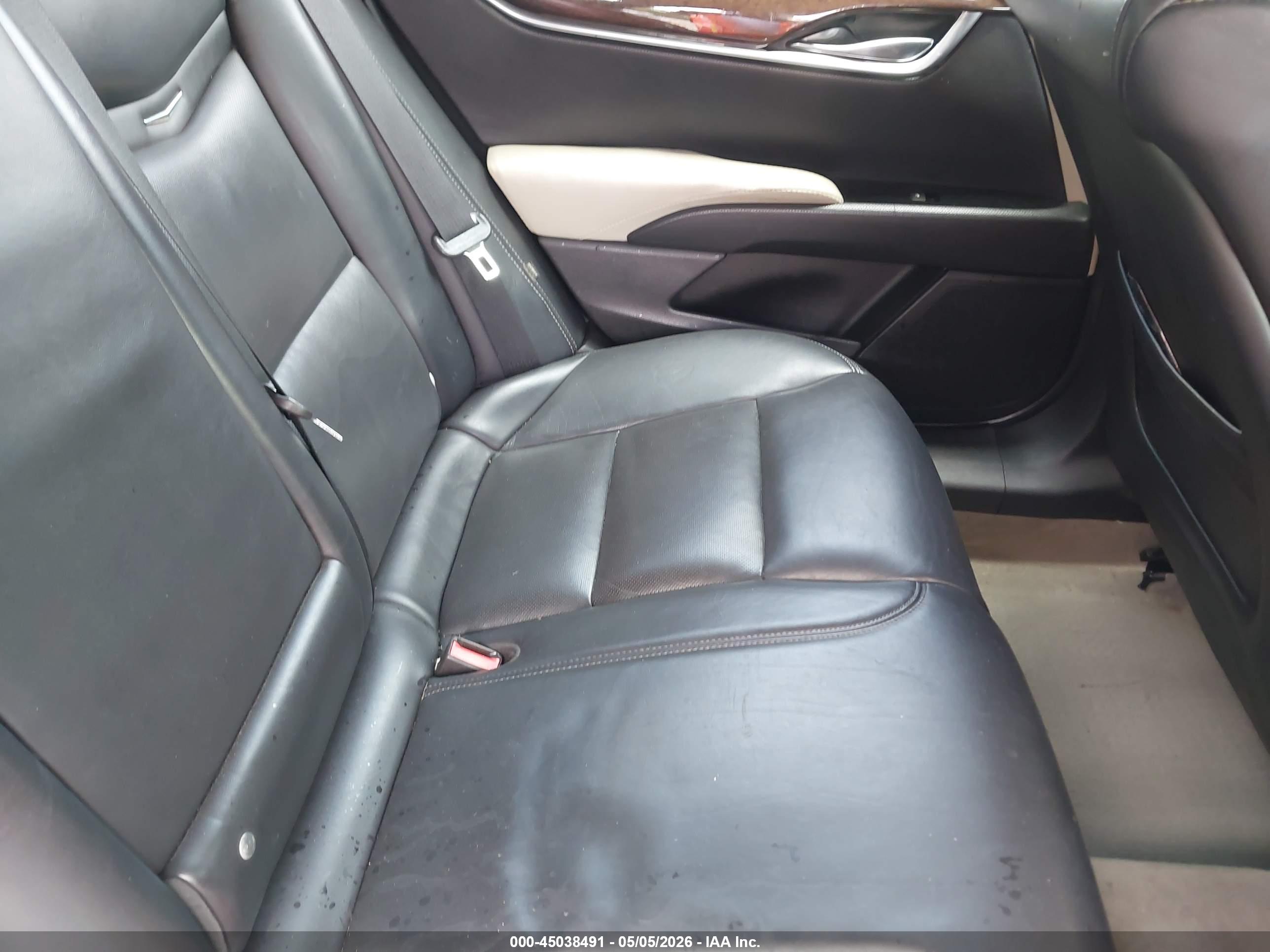 CADILLAC XTS image 8
