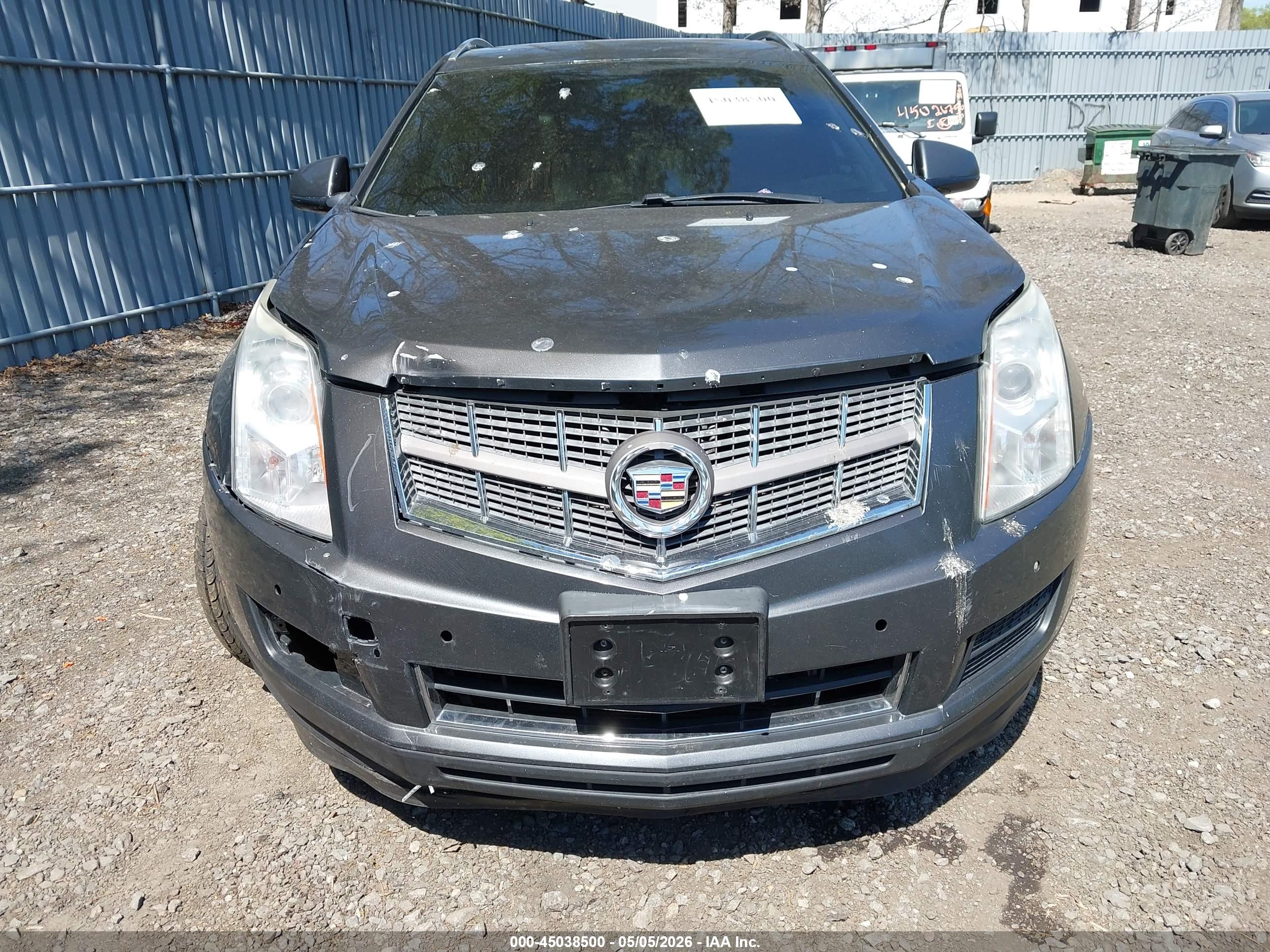 CADILLAC SRX image 6
