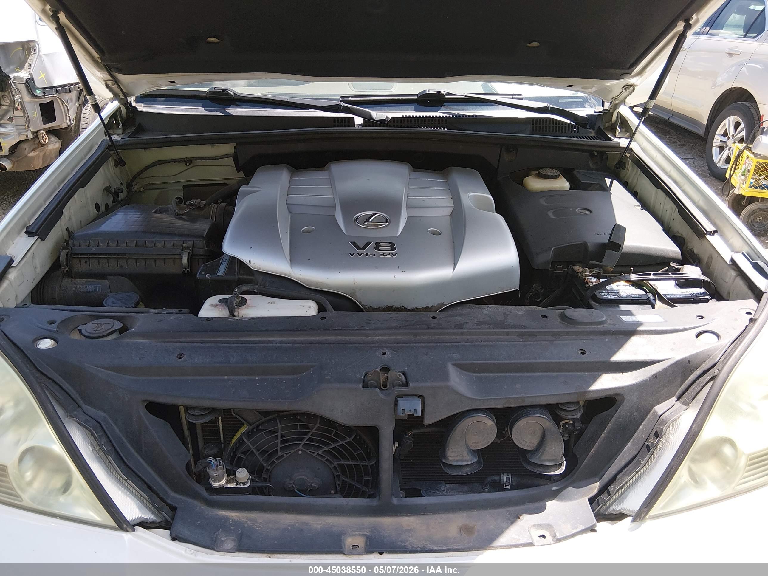 LEXUS GX image 10