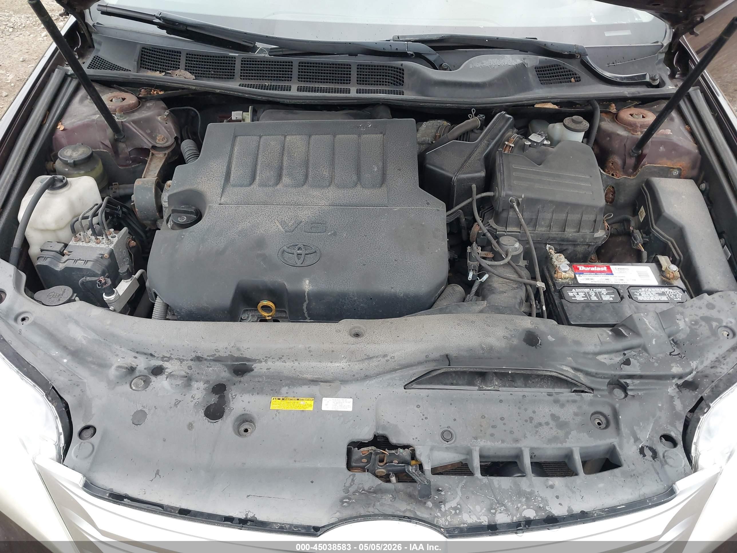 TOYOTA AVALON image 10