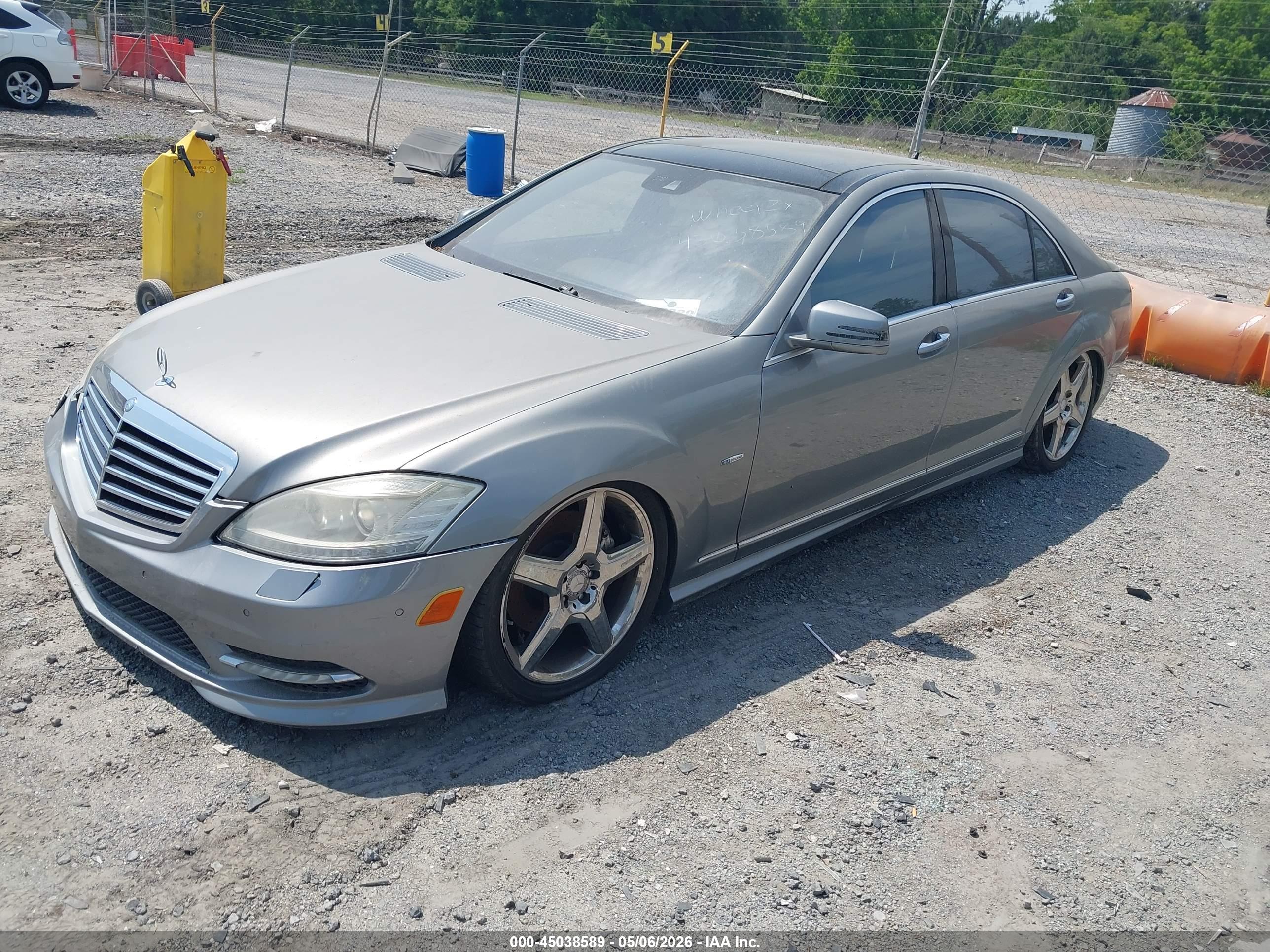MERCEDES-BENZ S image 2