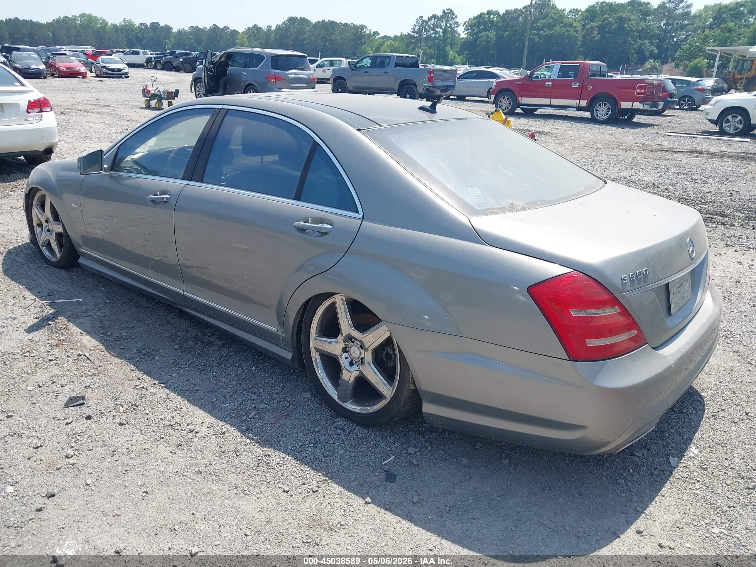MERCEDES-BENZ S image 3