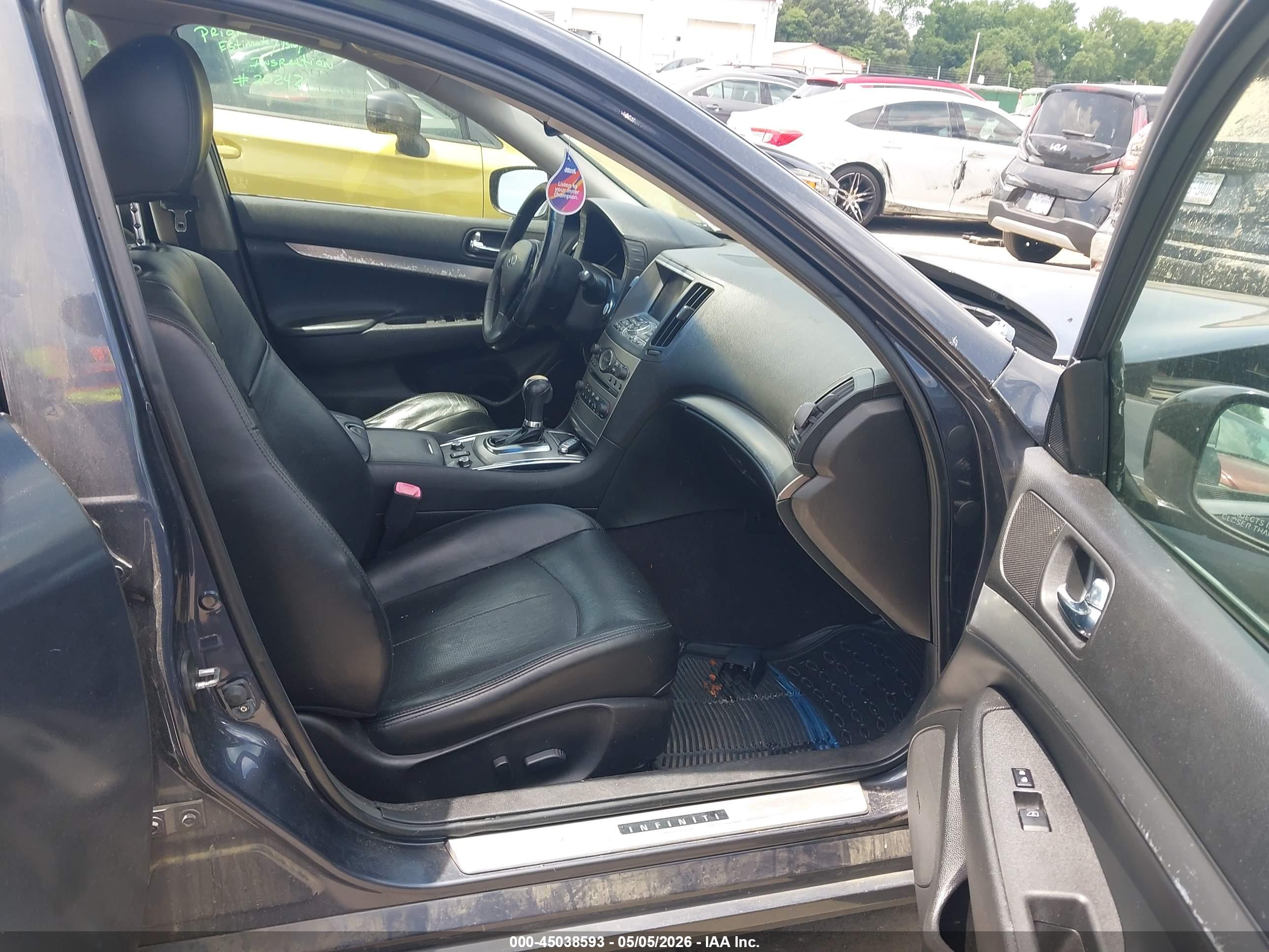 INFINITI G37X image 5