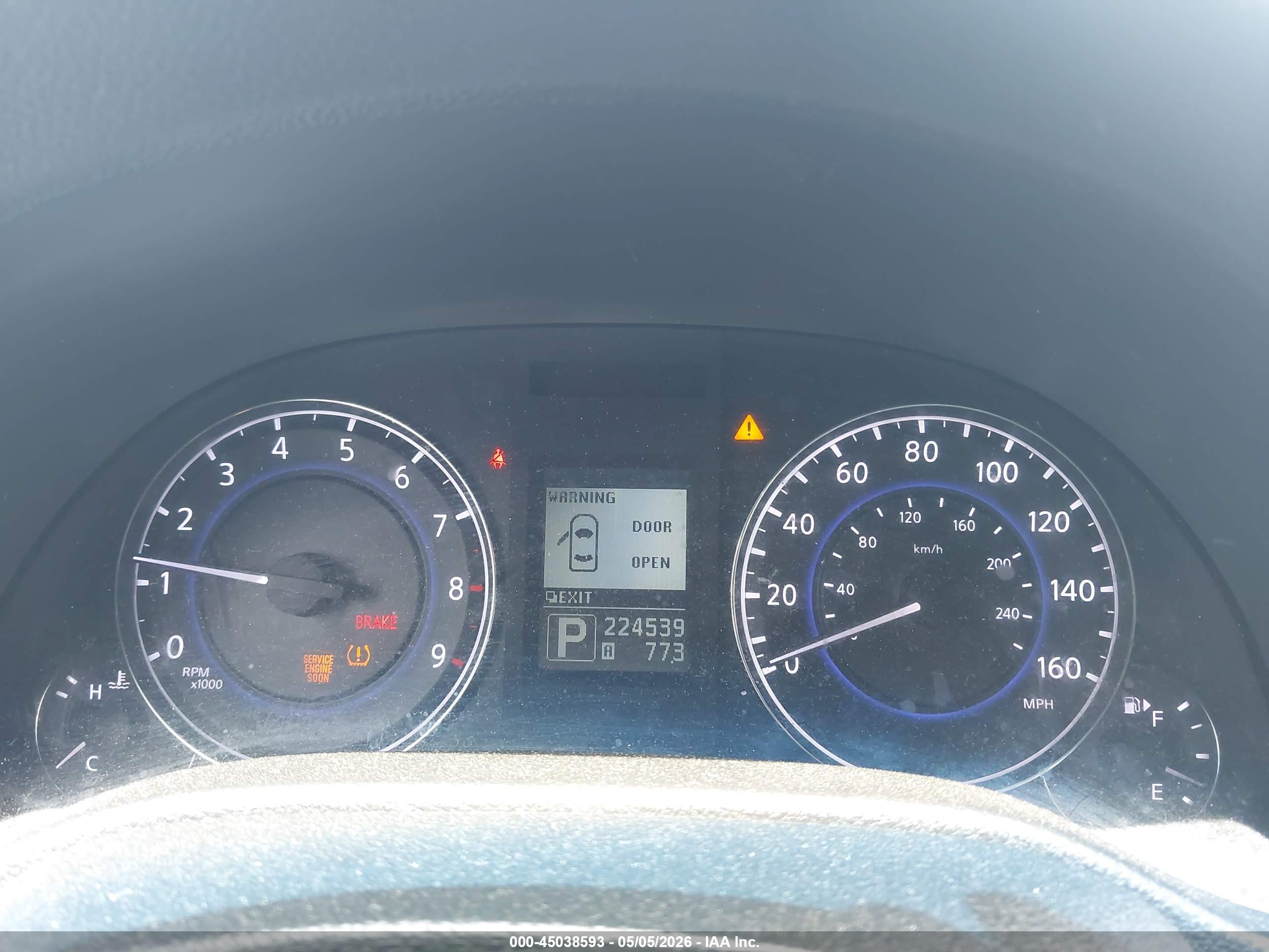 INFINITI G37X image 7