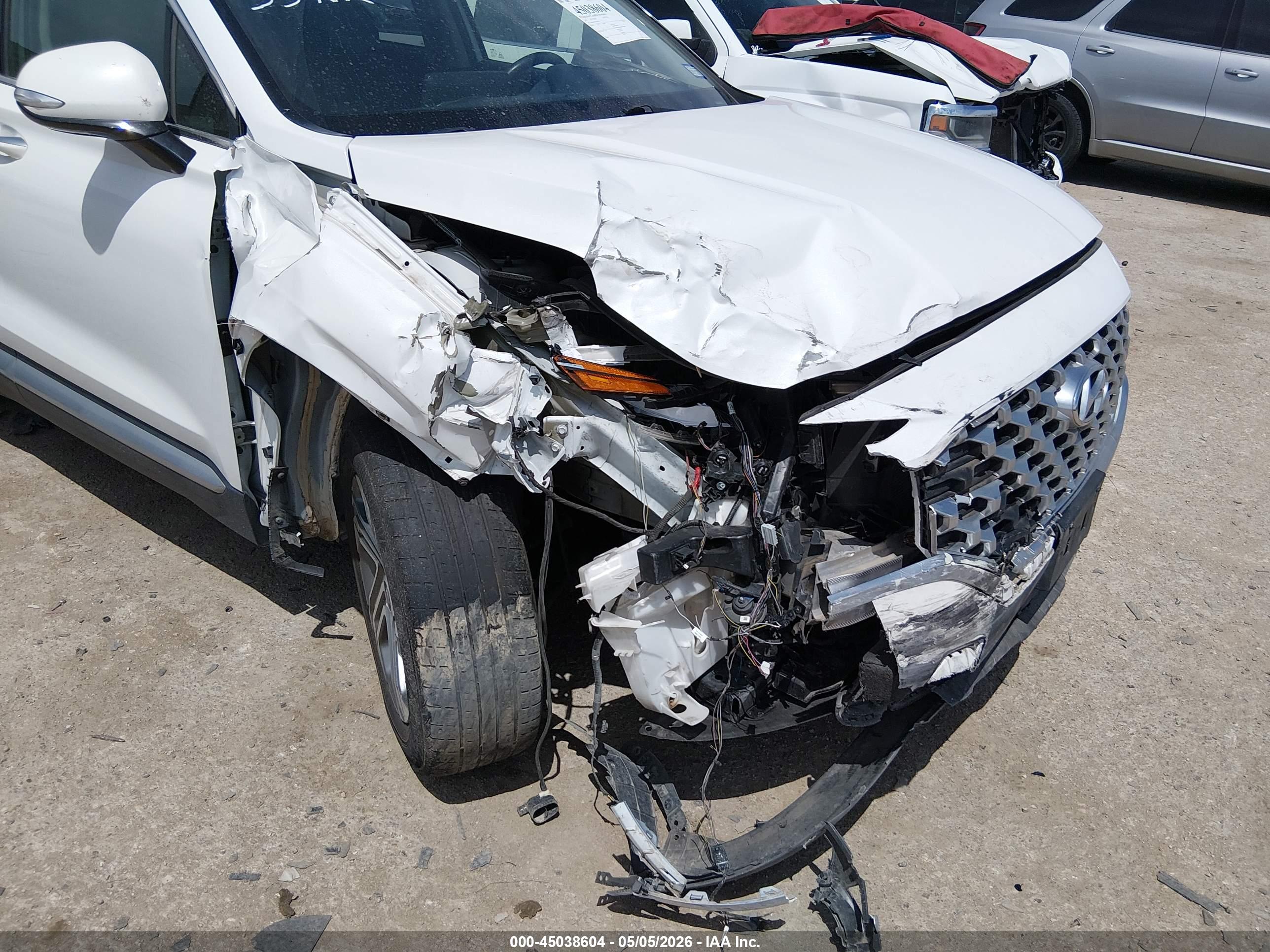 HYUNDAI SANTA image 6
