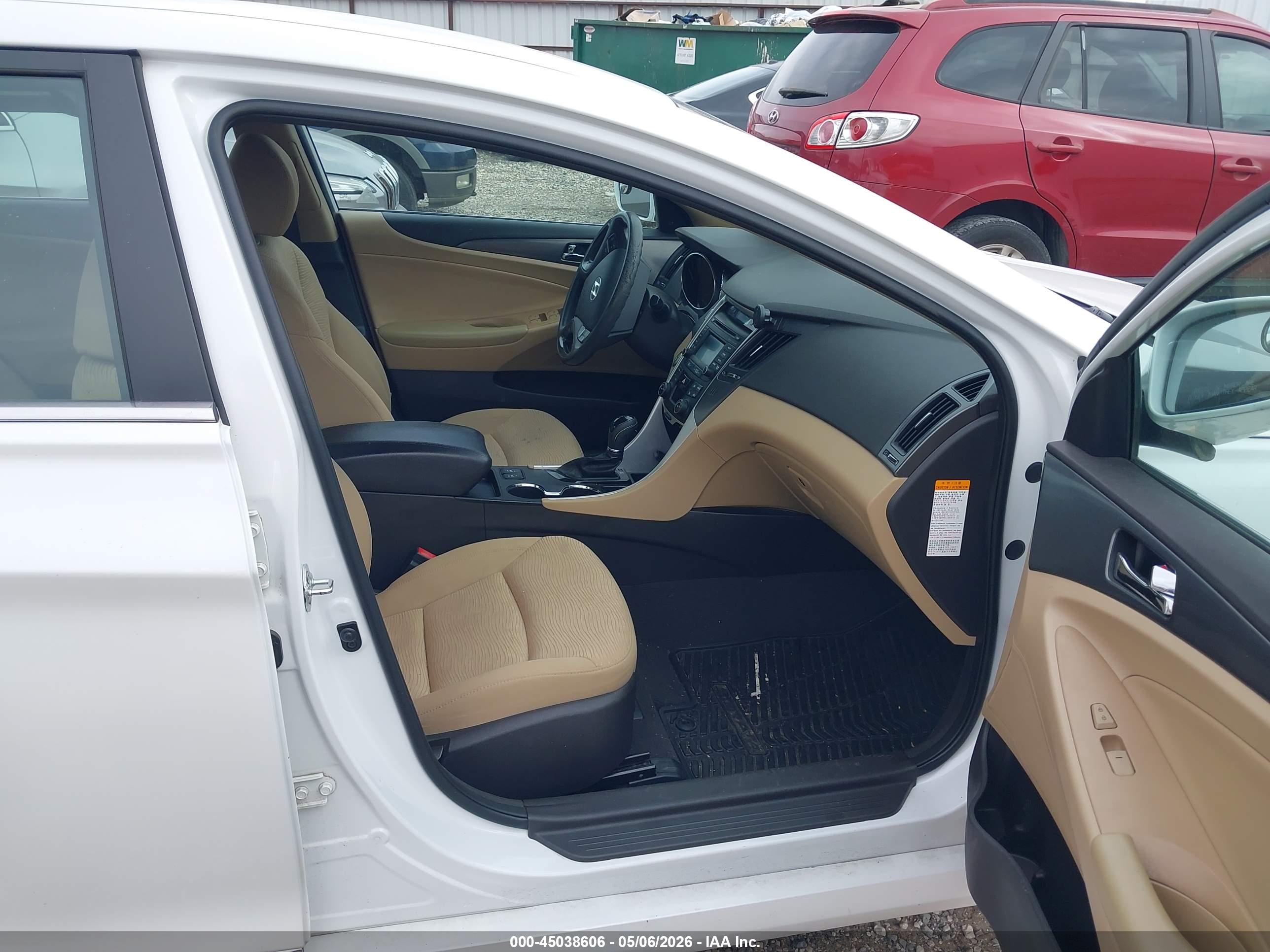 HYUNDAI SONATA image 5