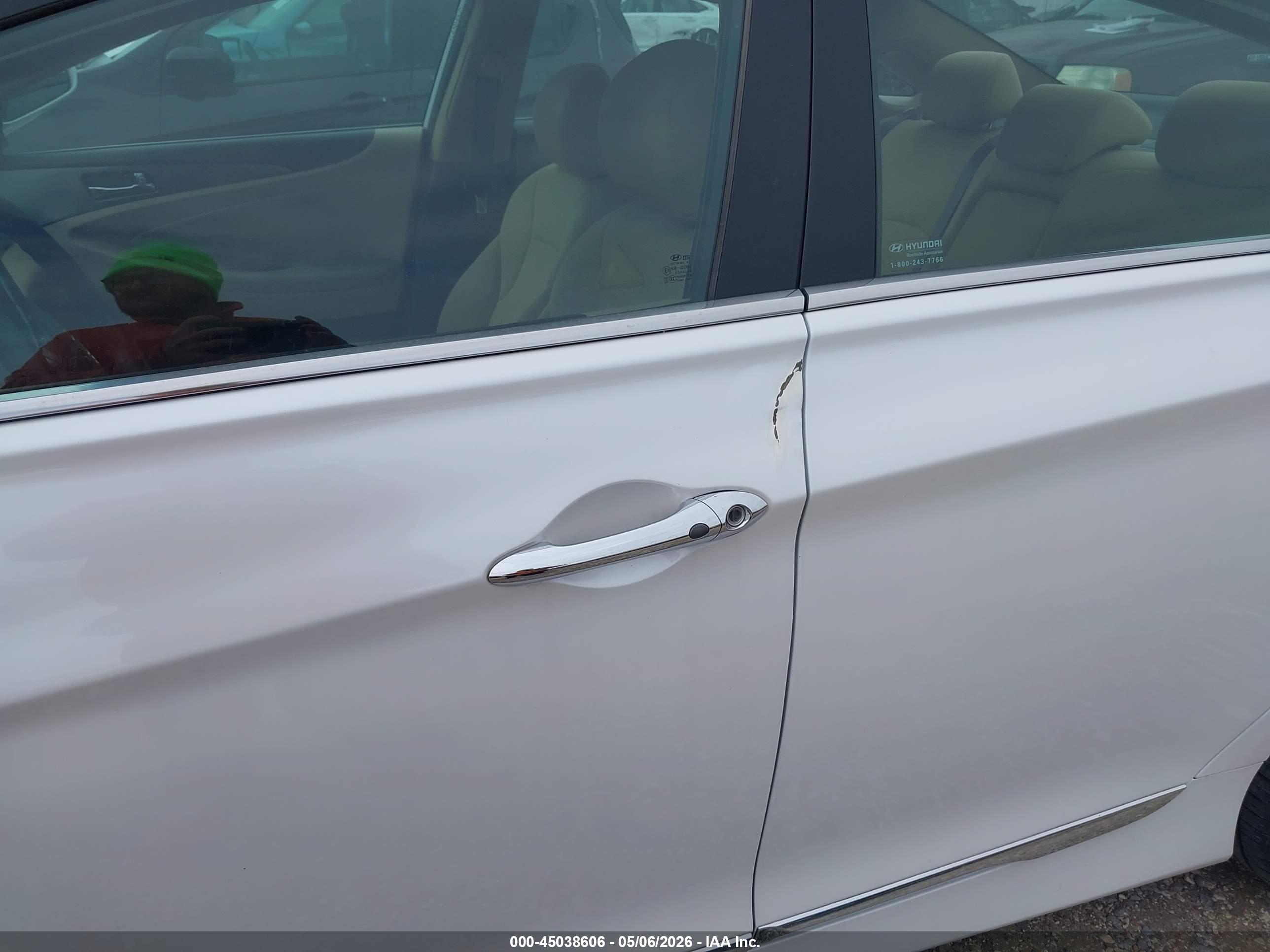 HYUNDAI SONATA image 6