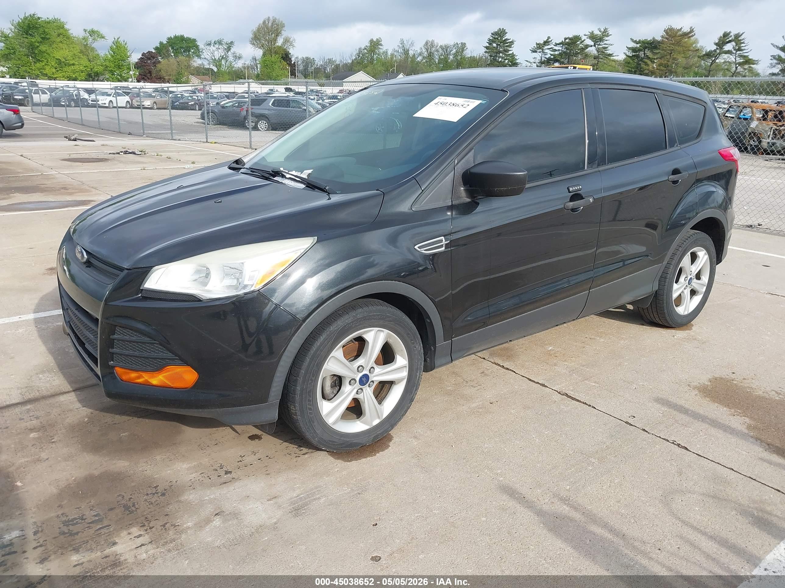 FORD ESCAPE image 2
