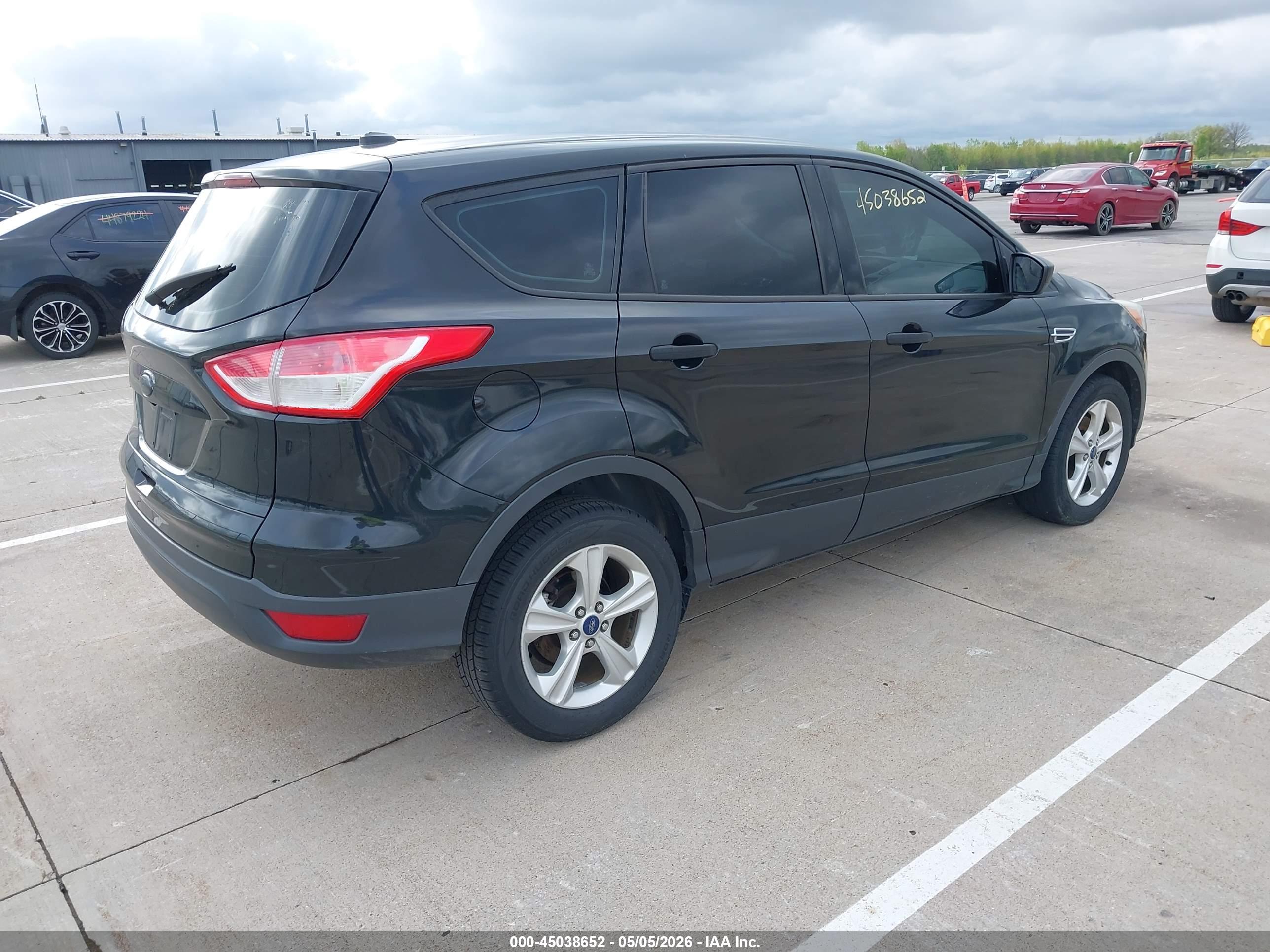 FORD ESCAPE image 4
