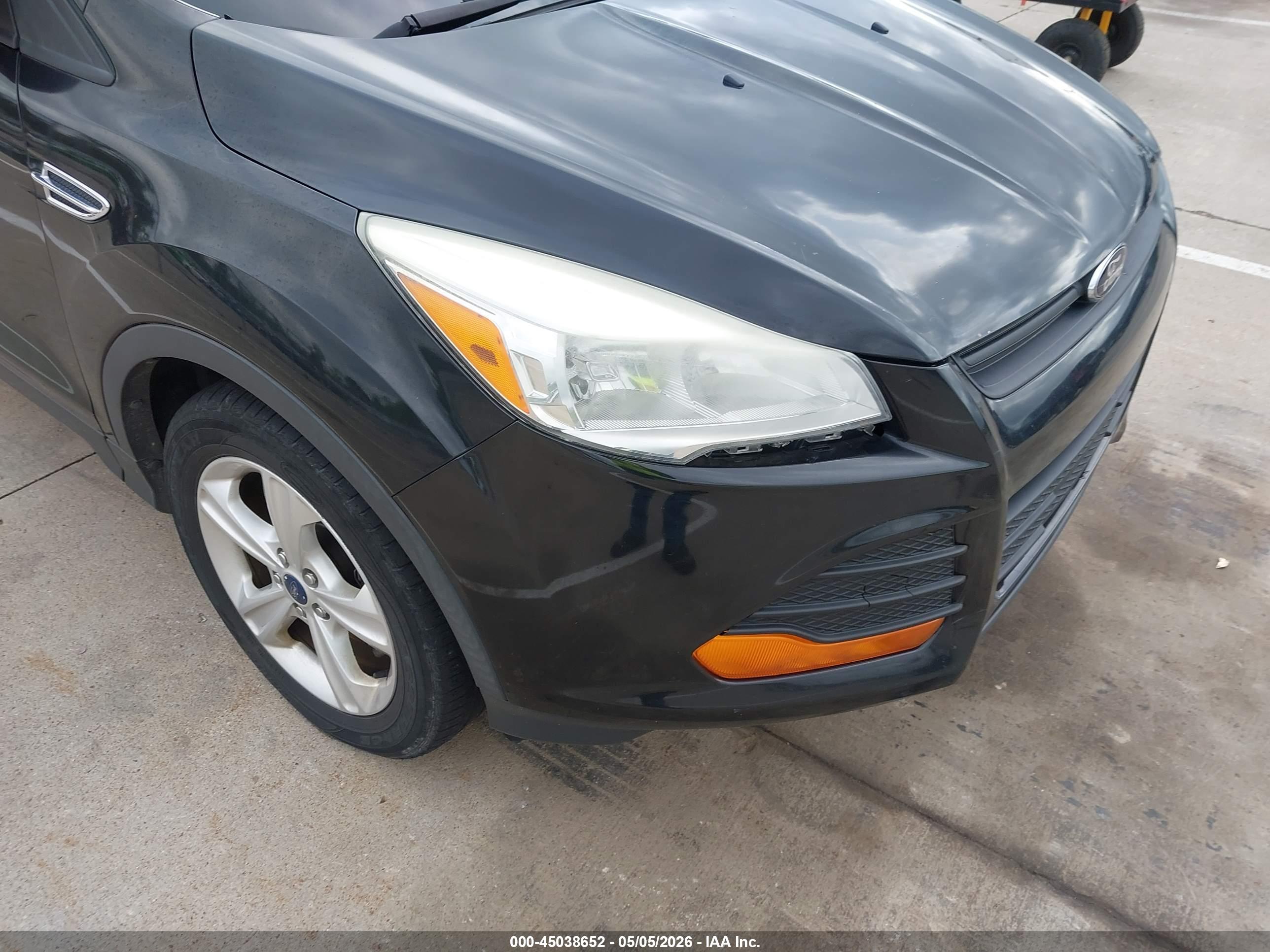 FORD ESCAPE image 6
