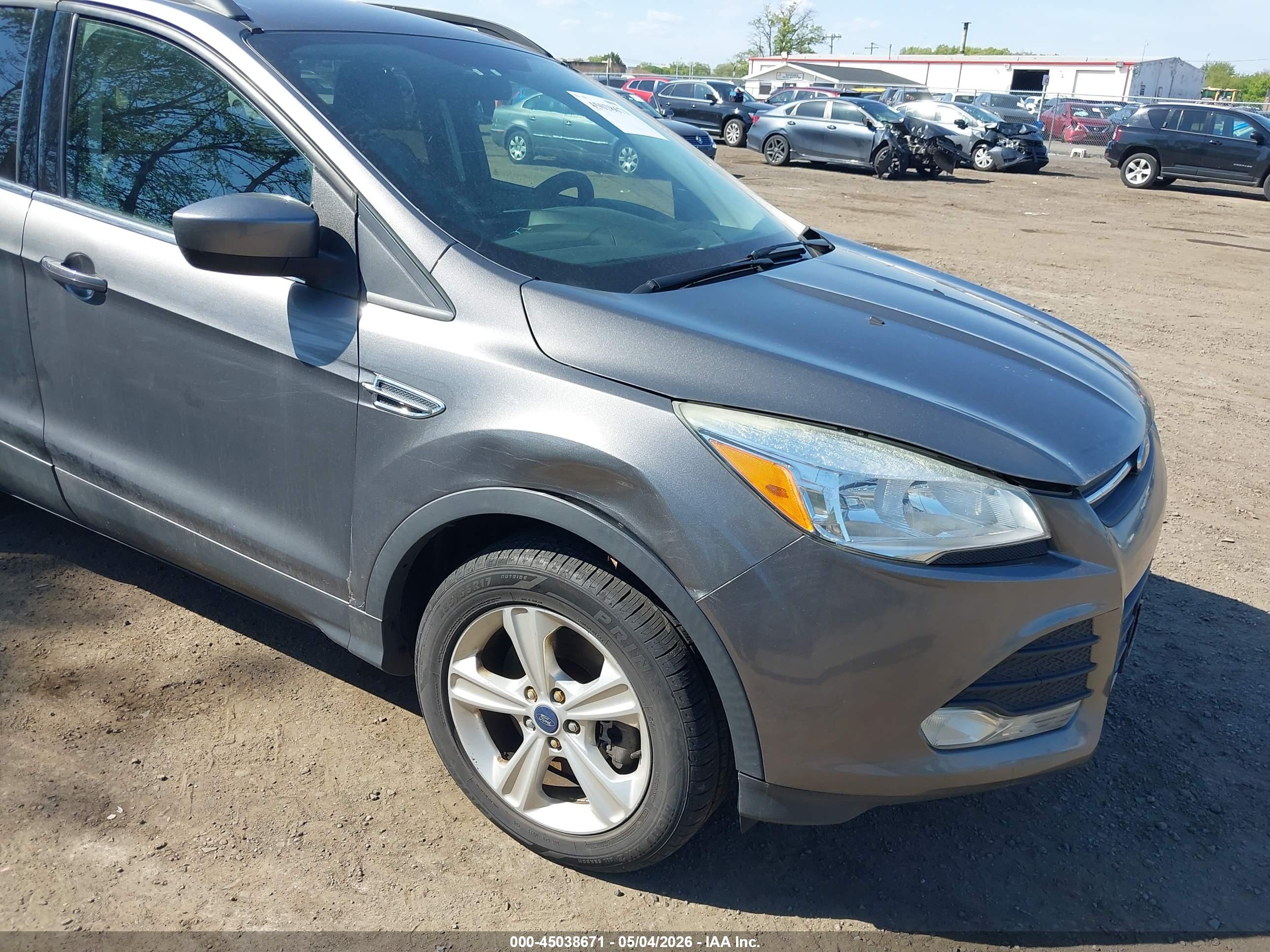 FORD ESCAPE image 6