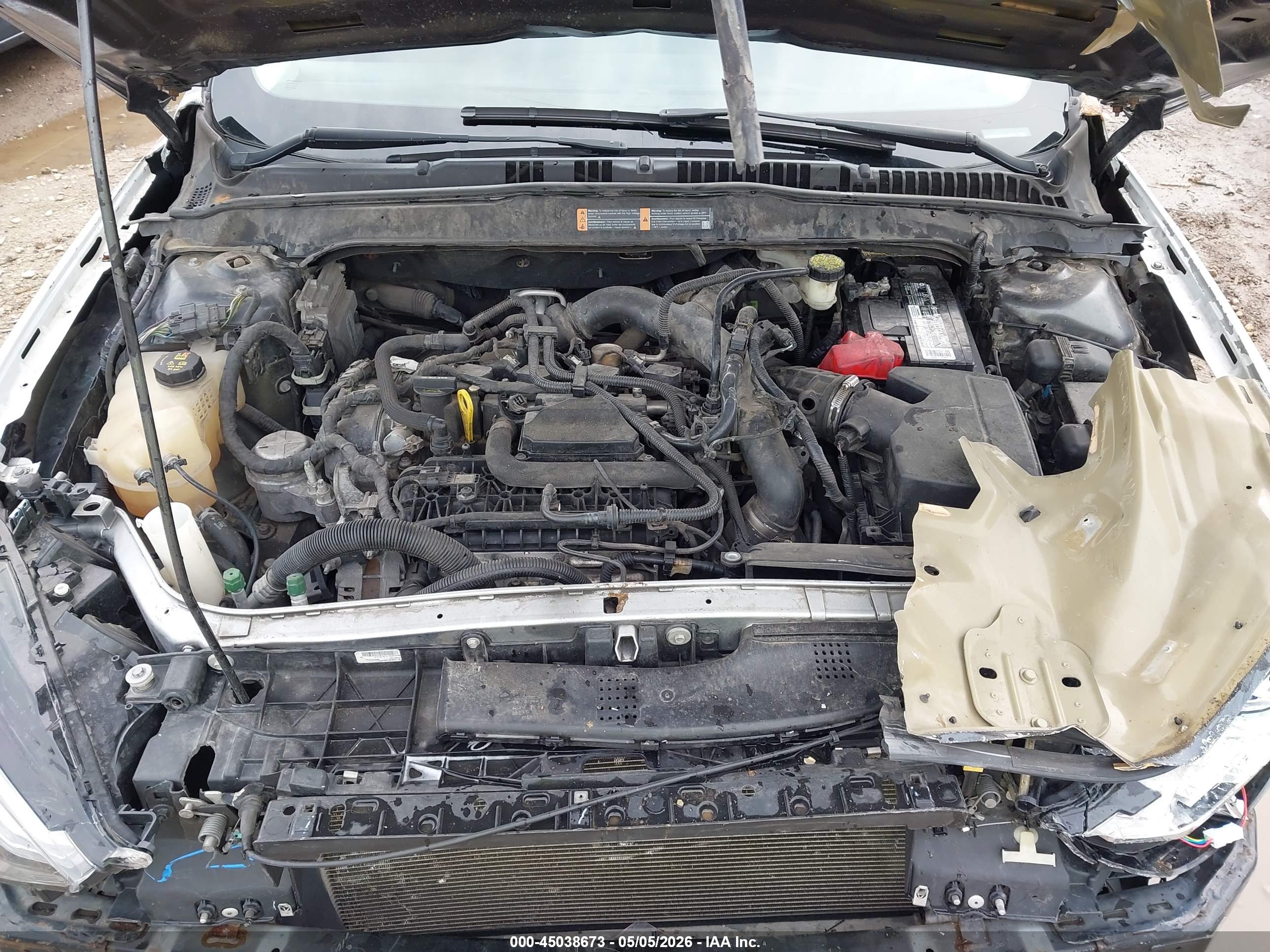 FORD FUSION image 10
