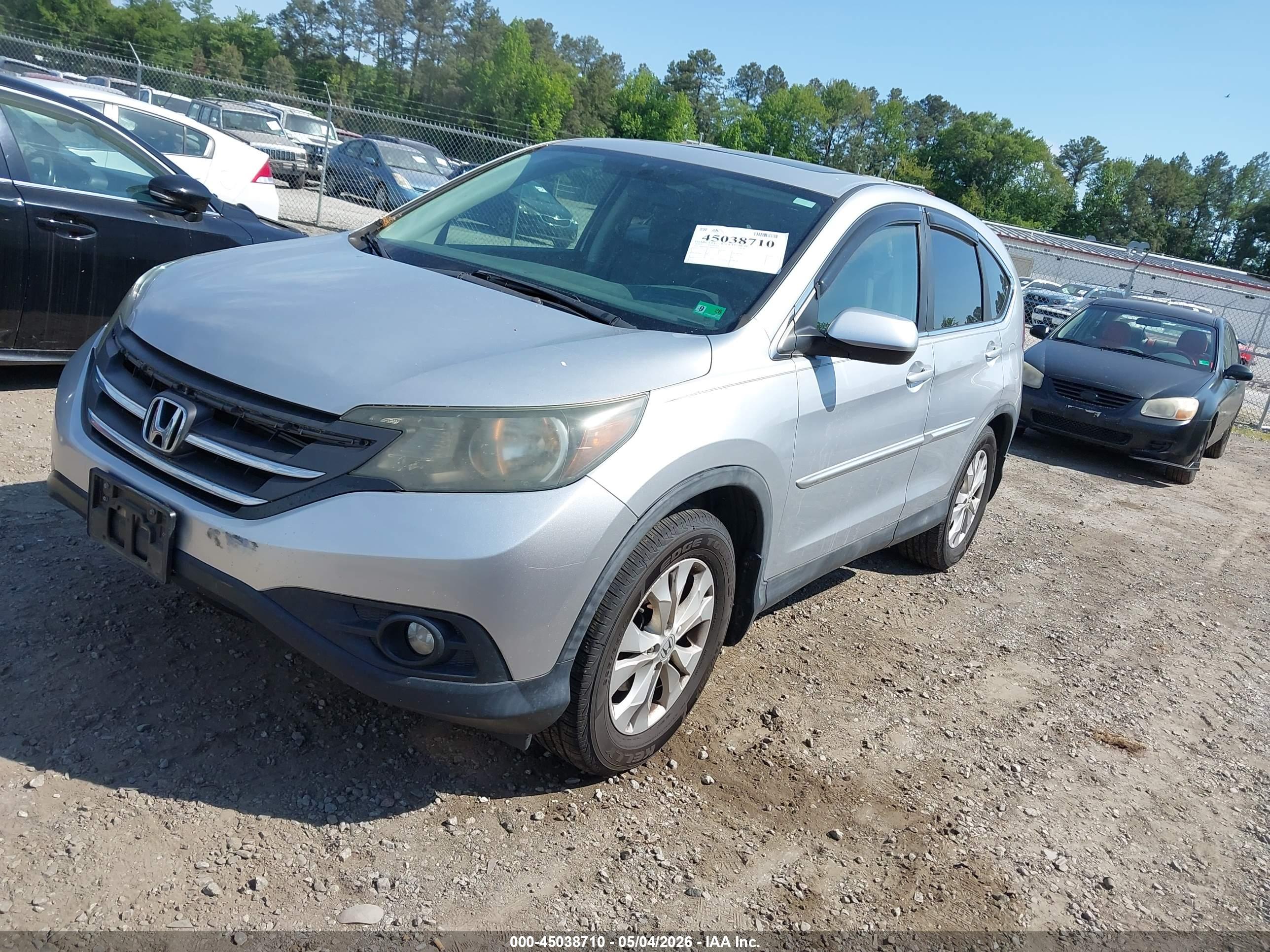HONDA CR-V image 2