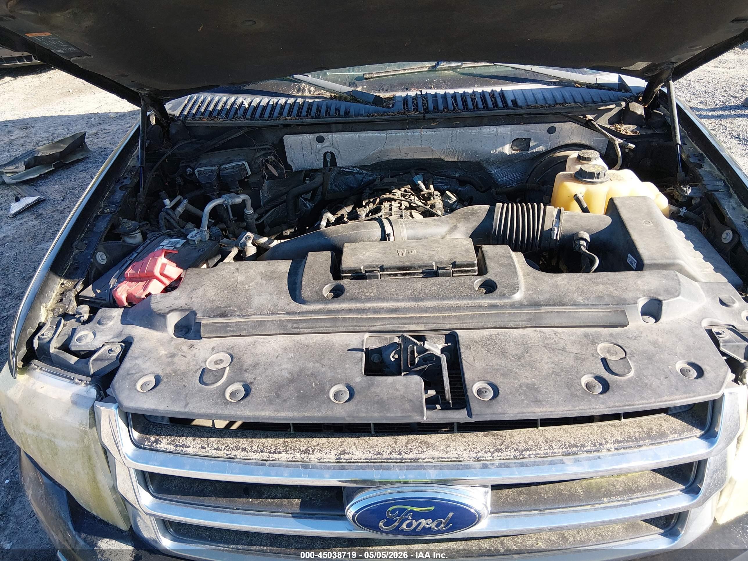 FORD EXPEDITION image 10