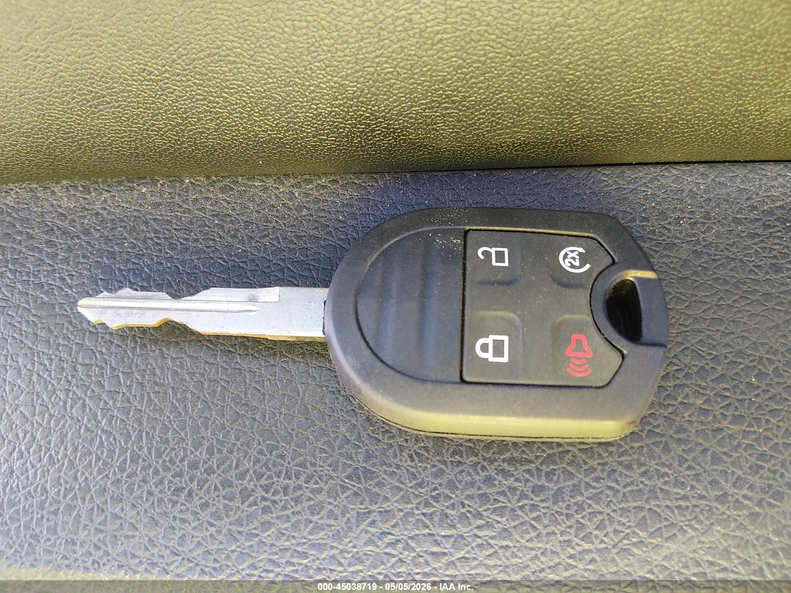 FORD EXPEDITION image 11