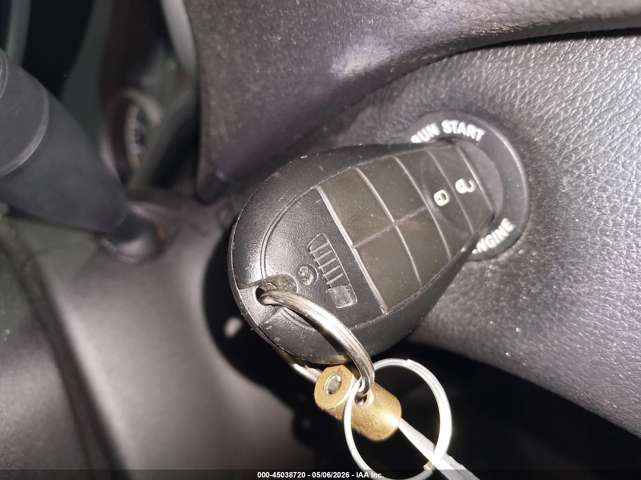 JEEP CHEROKEE image 11