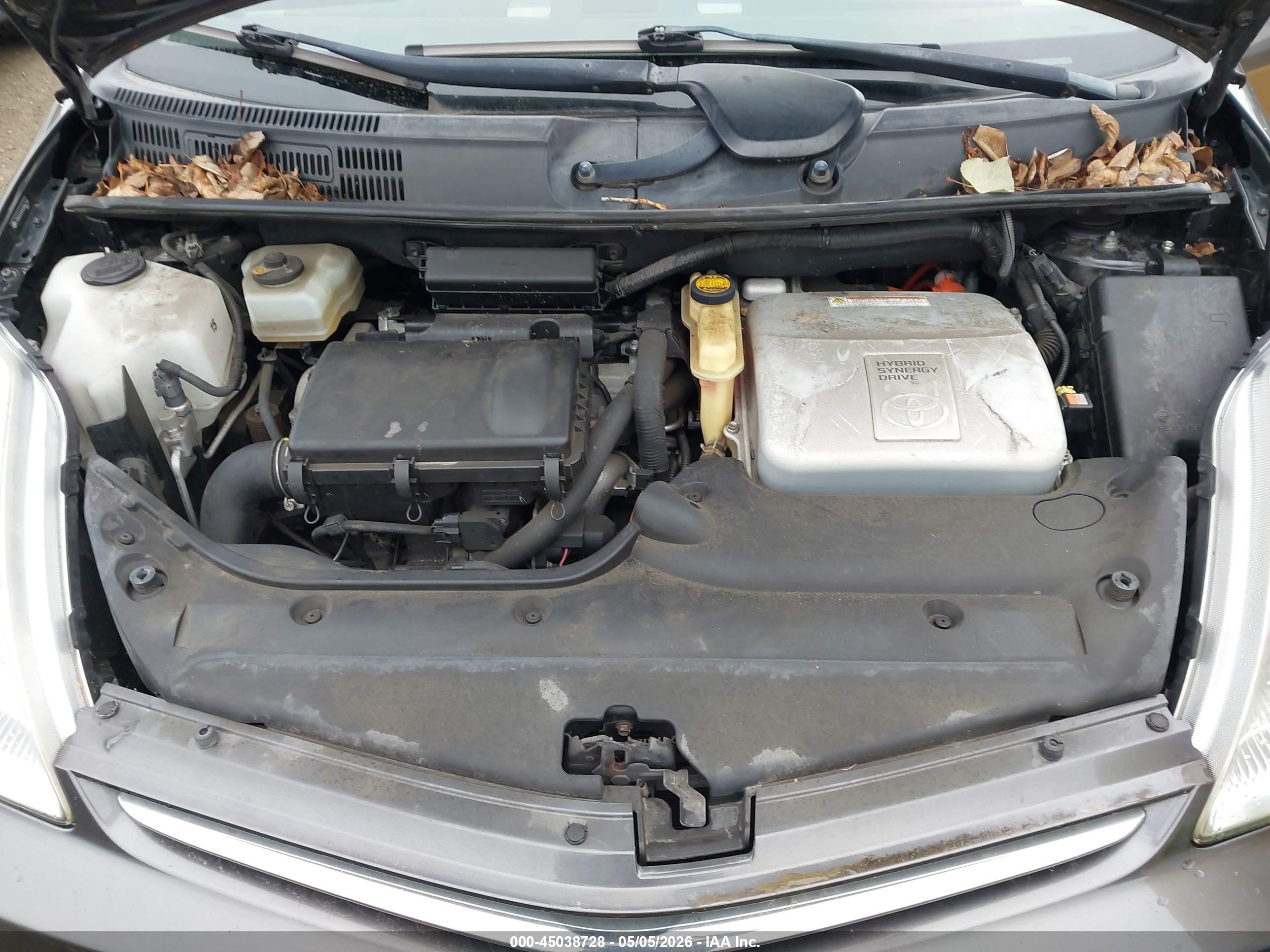 TOYOTA PRIUS image 10