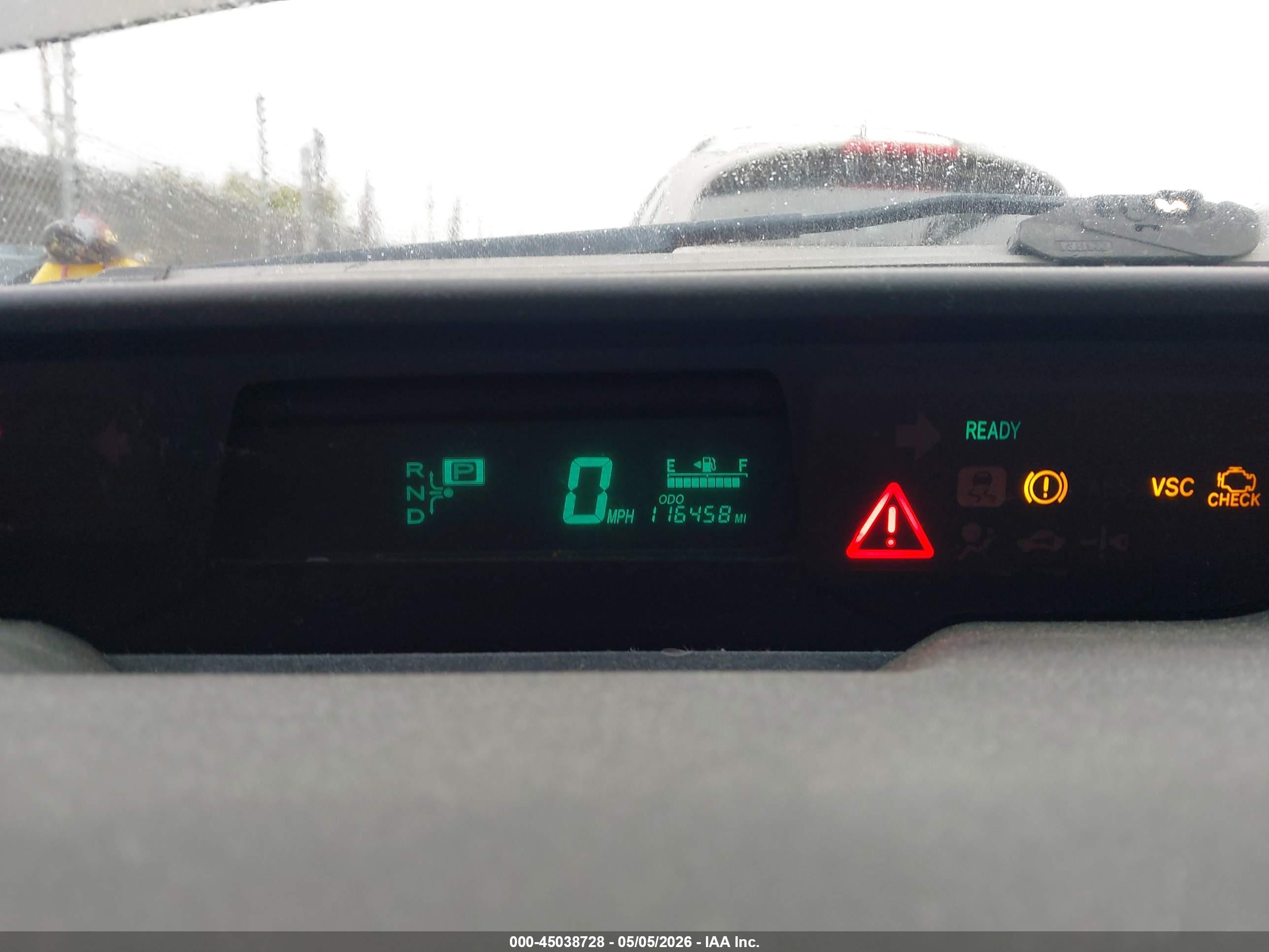 TOYOTA PRIUS image 7