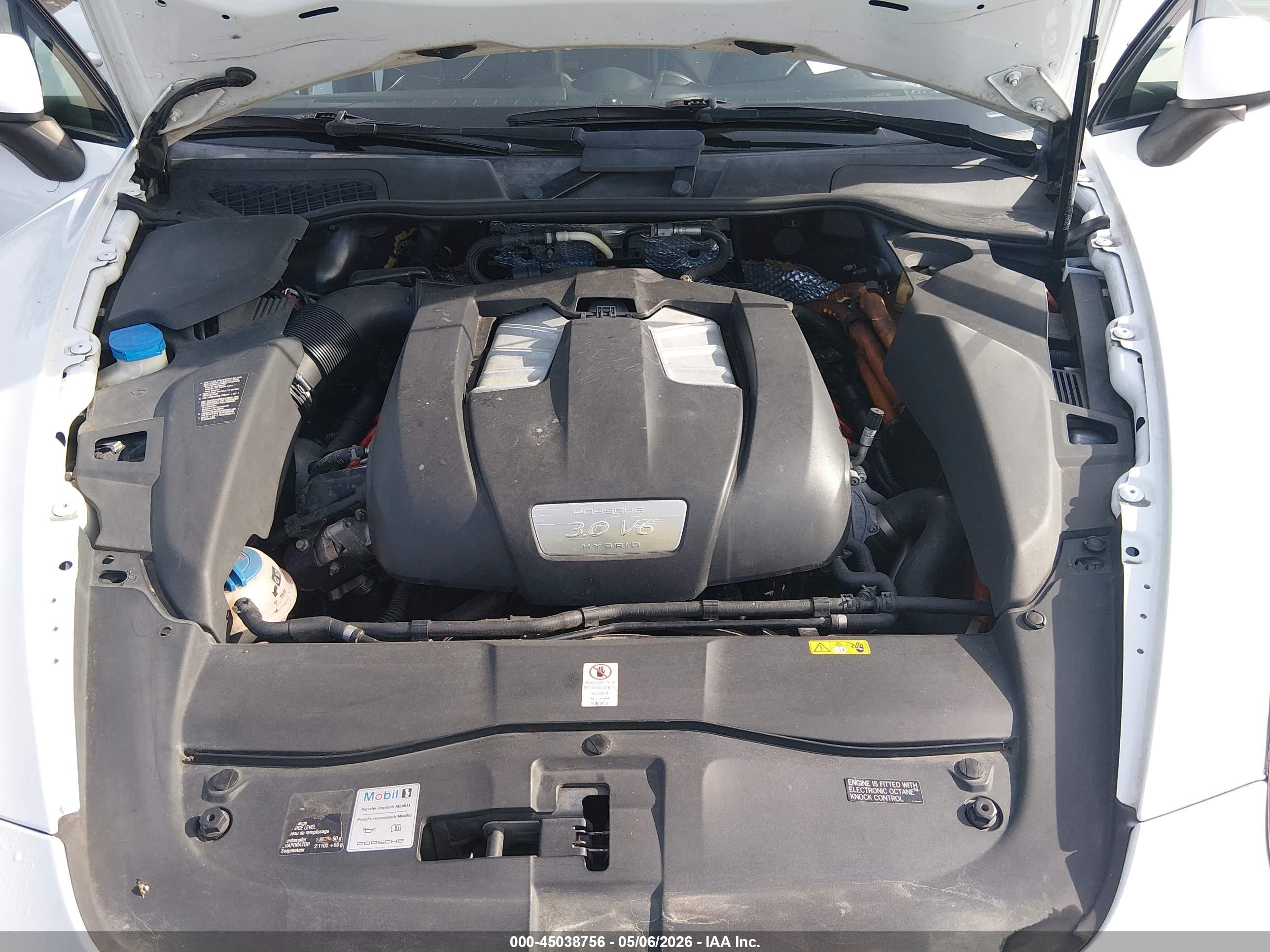 PORSCHE CAYENNE image 10