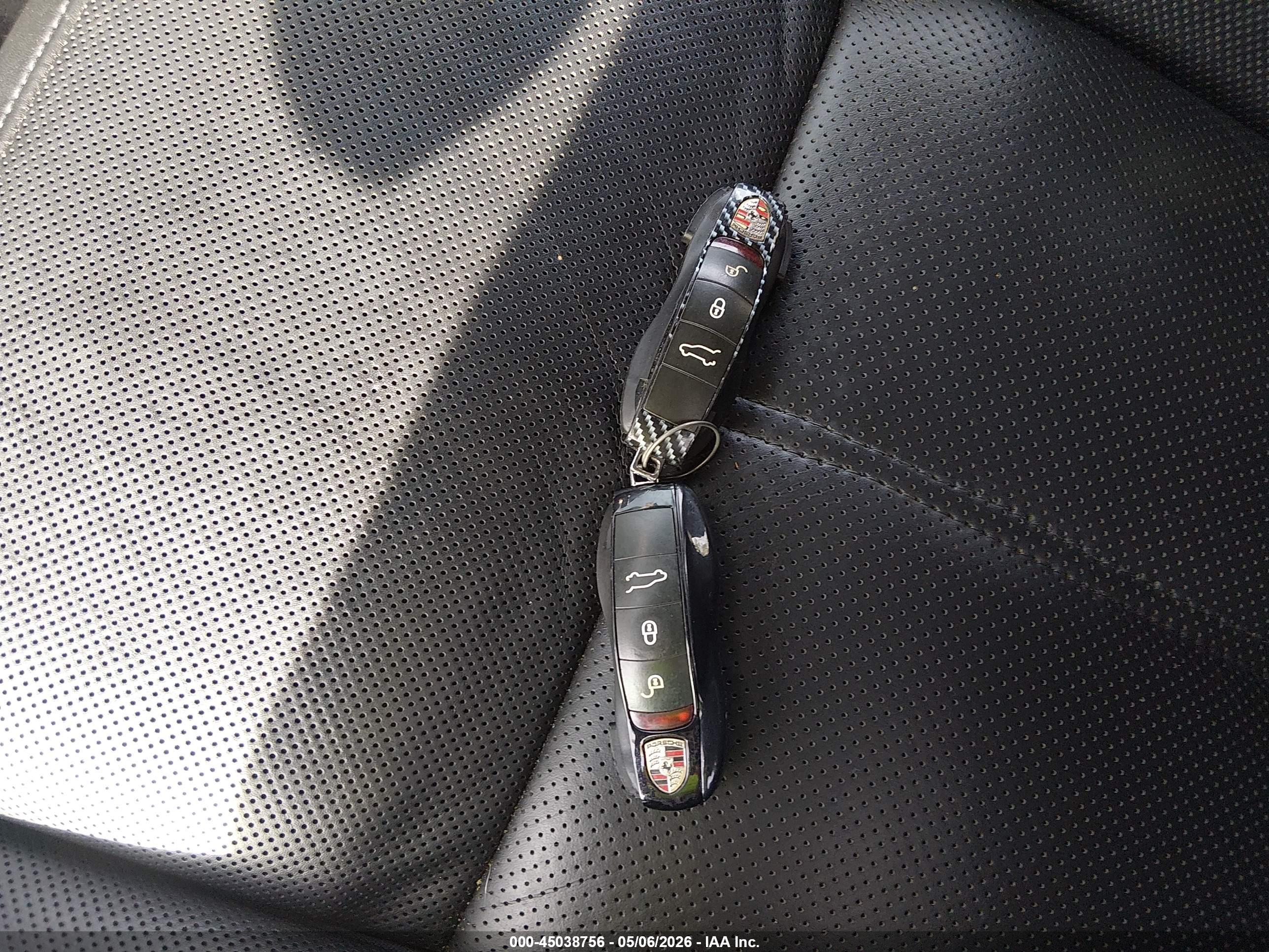 PORSCHE CAYENNE image 11