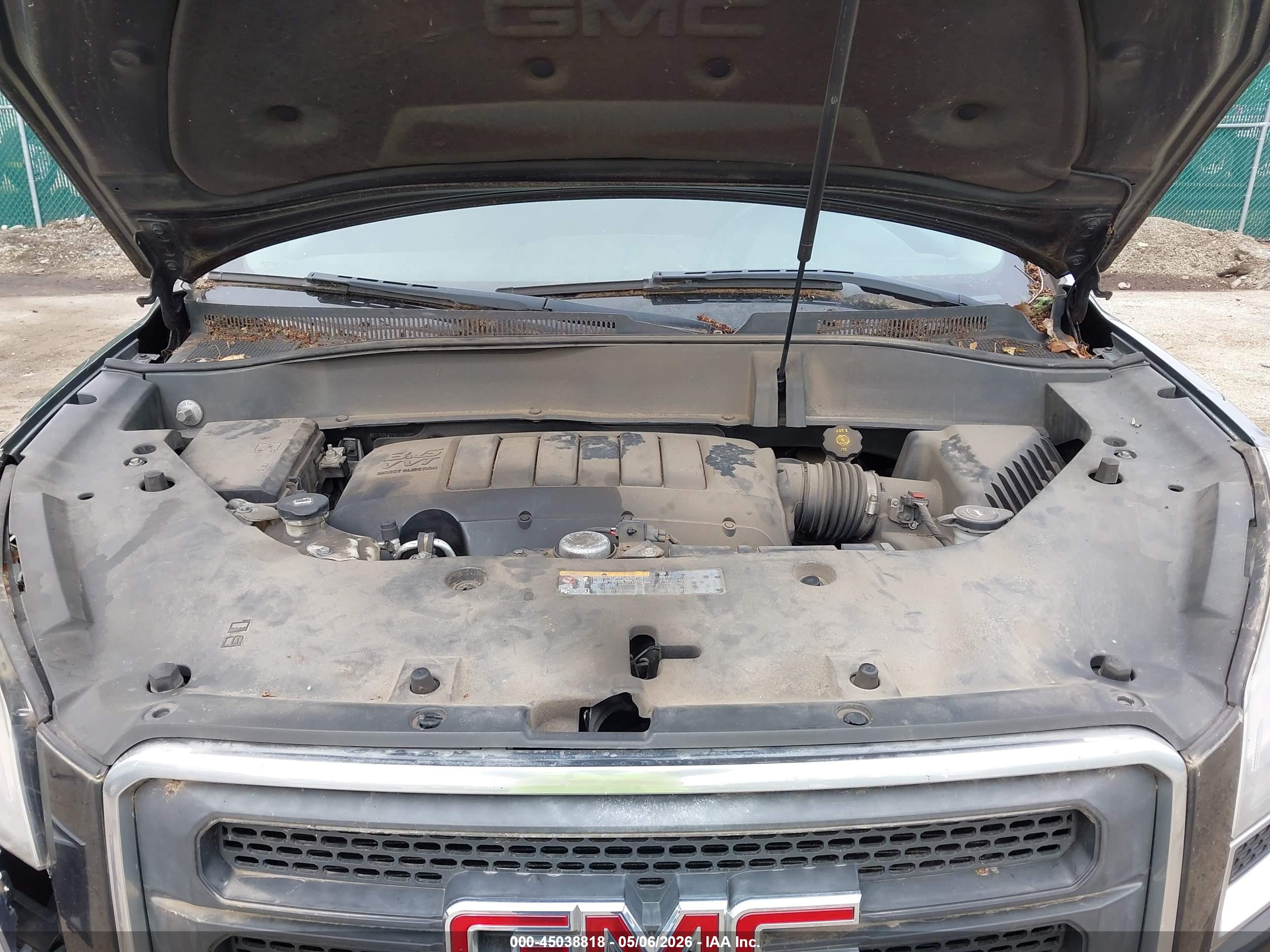 GMC ACADIA image 10