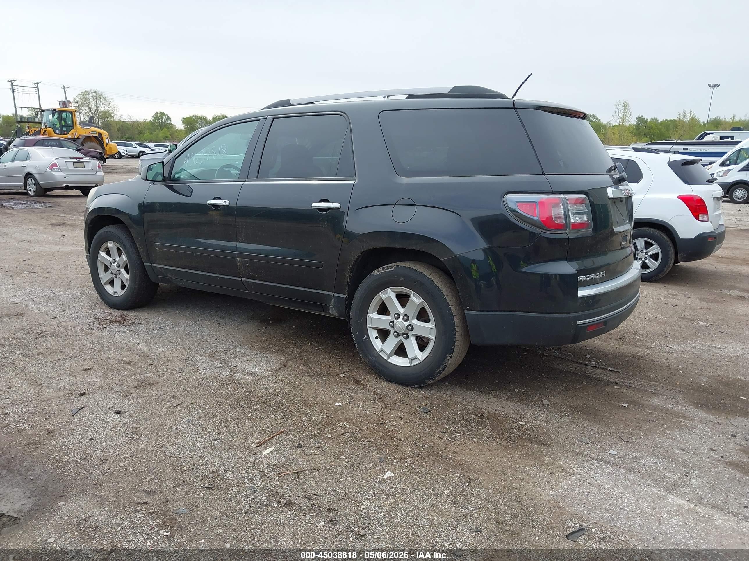 GMC ACADIA image 3