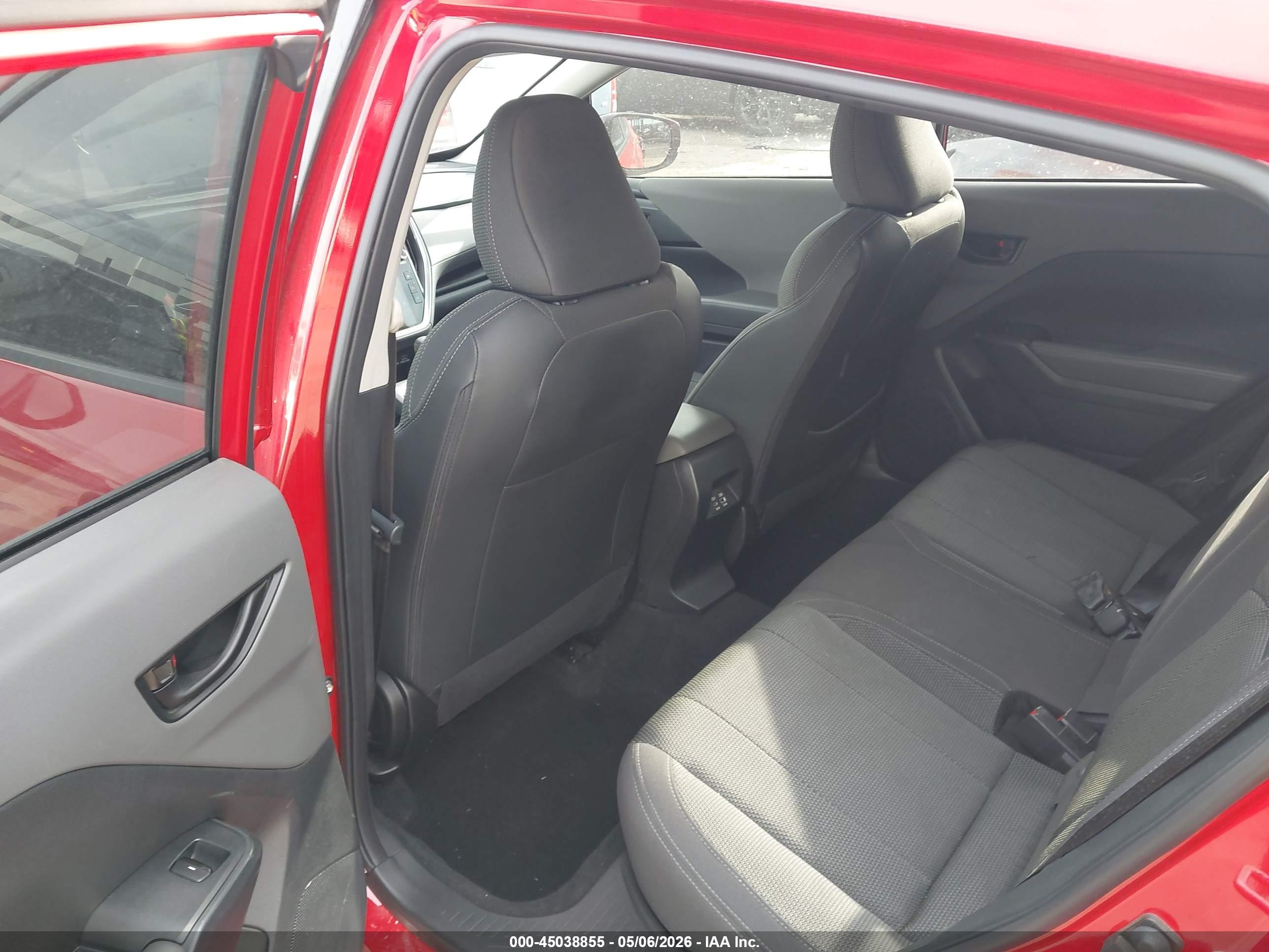 SUBARU CROSSTREK image 8