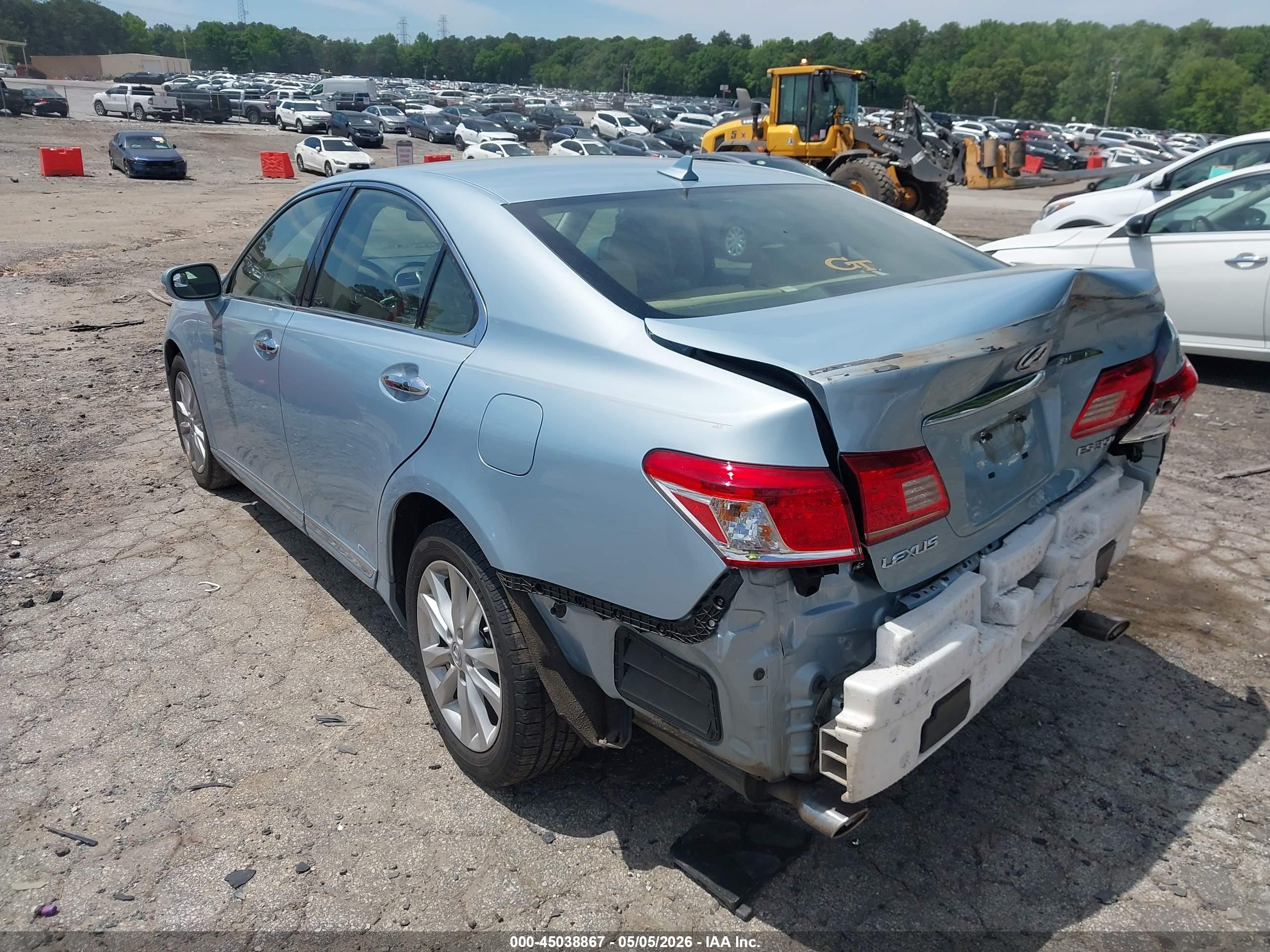 LEXUS ES image 3