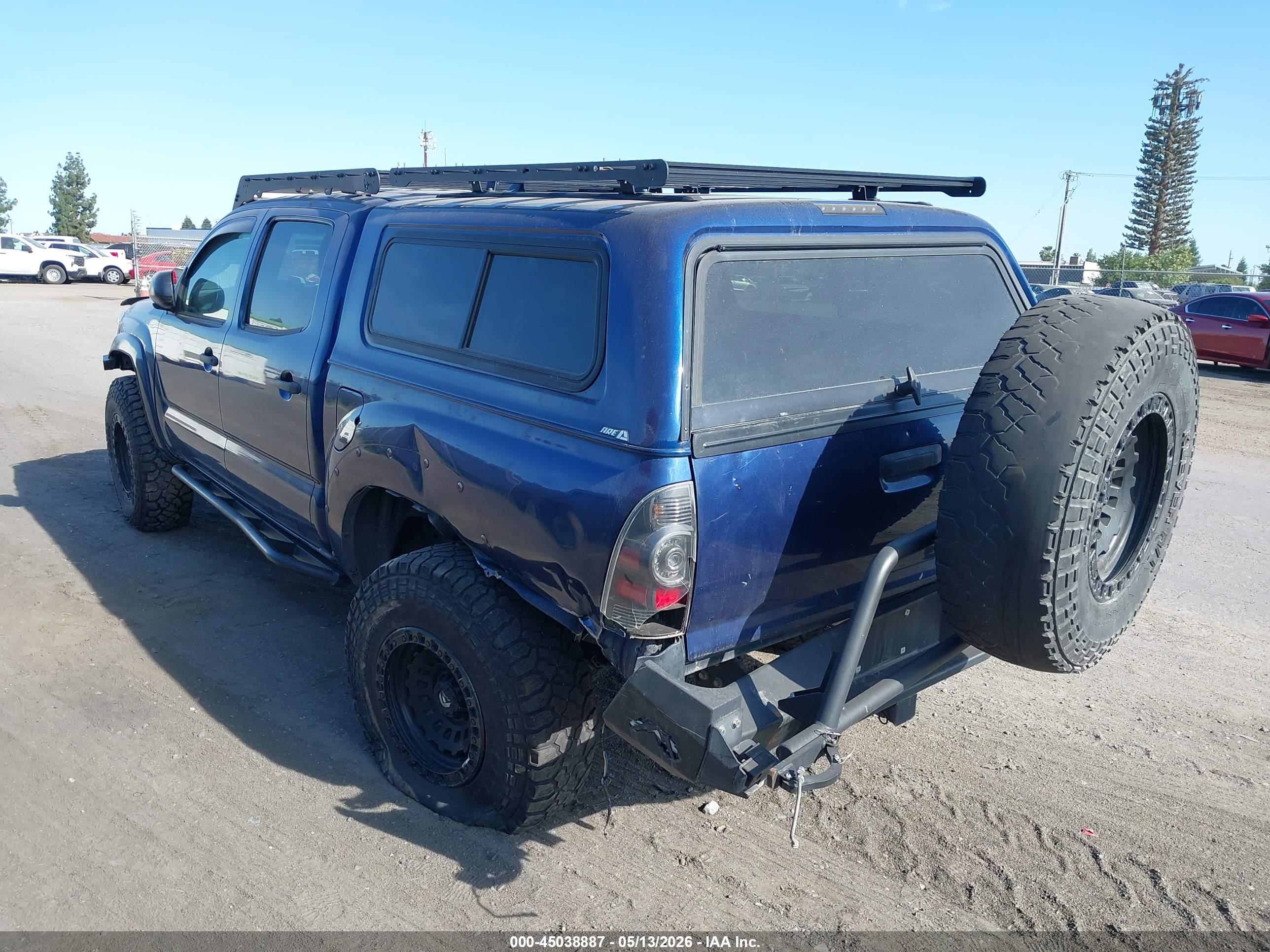 TOYOTA TACOMA image 3