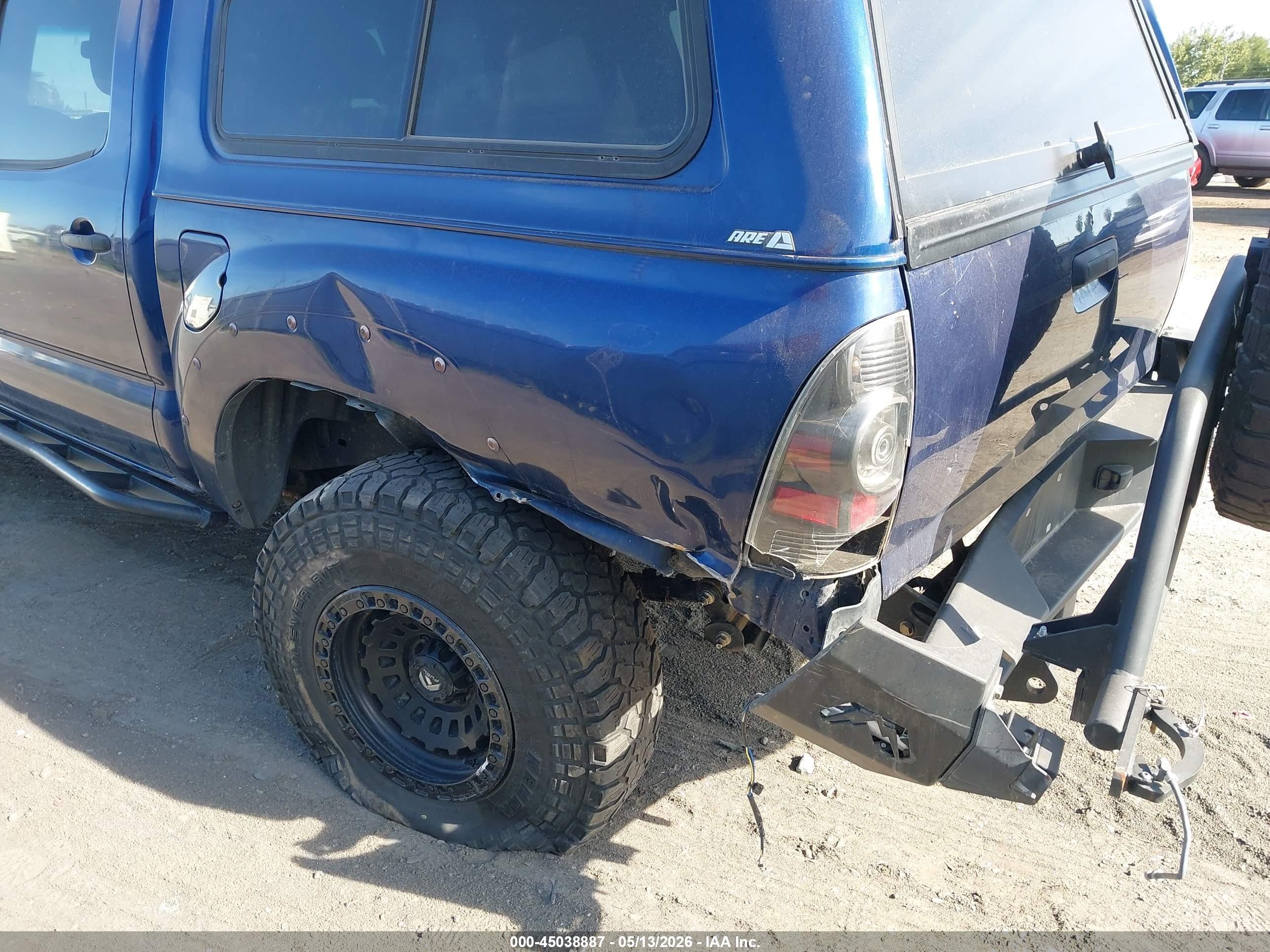 TOYOTA TACOMA image 6