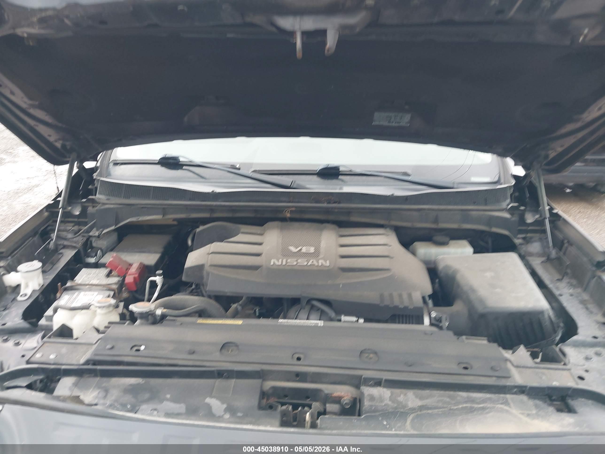 NISSAN TITAN image 10