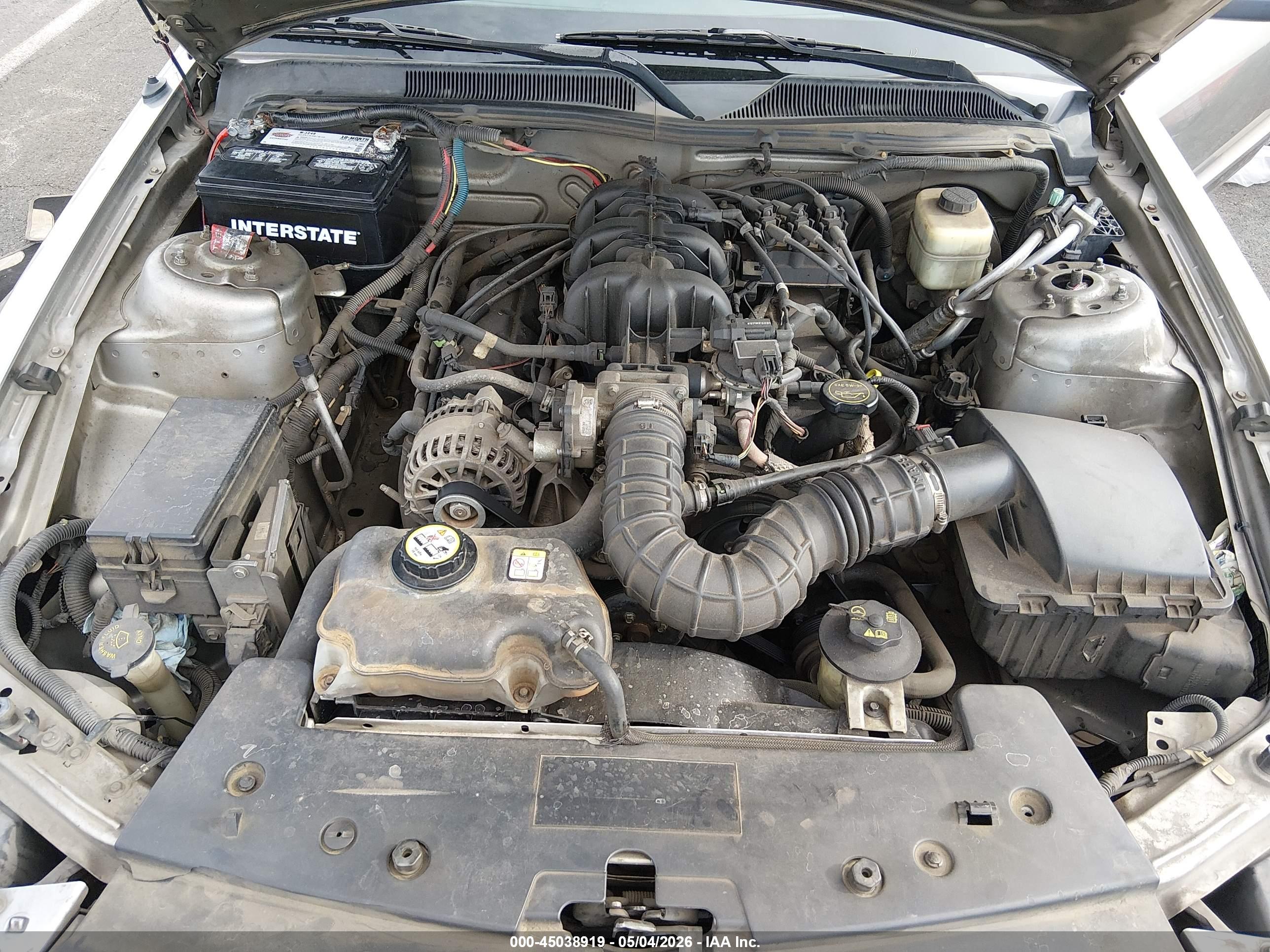FORD MUSTANG image 10