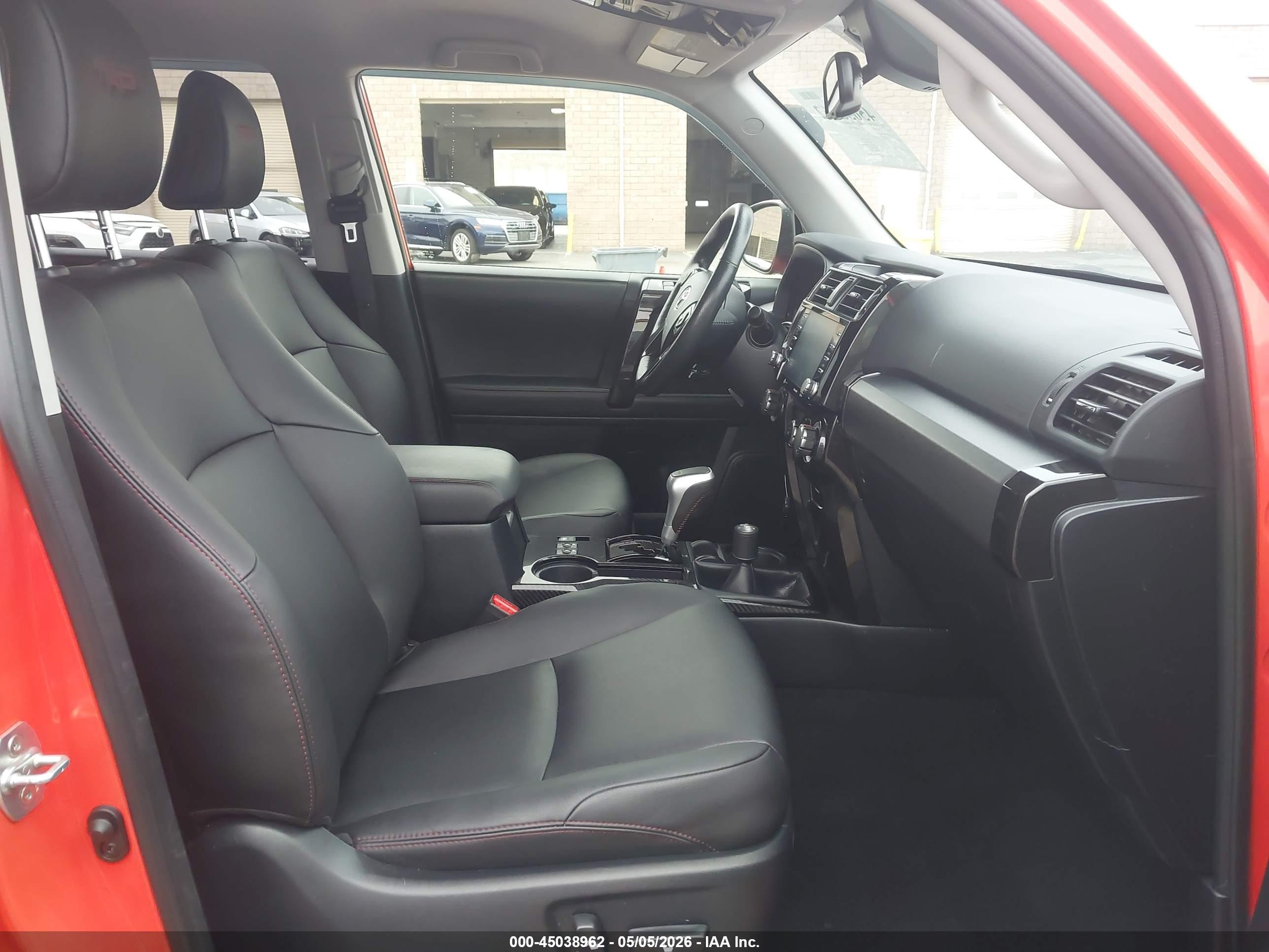 TOYOTA 4RUNNER image 5
