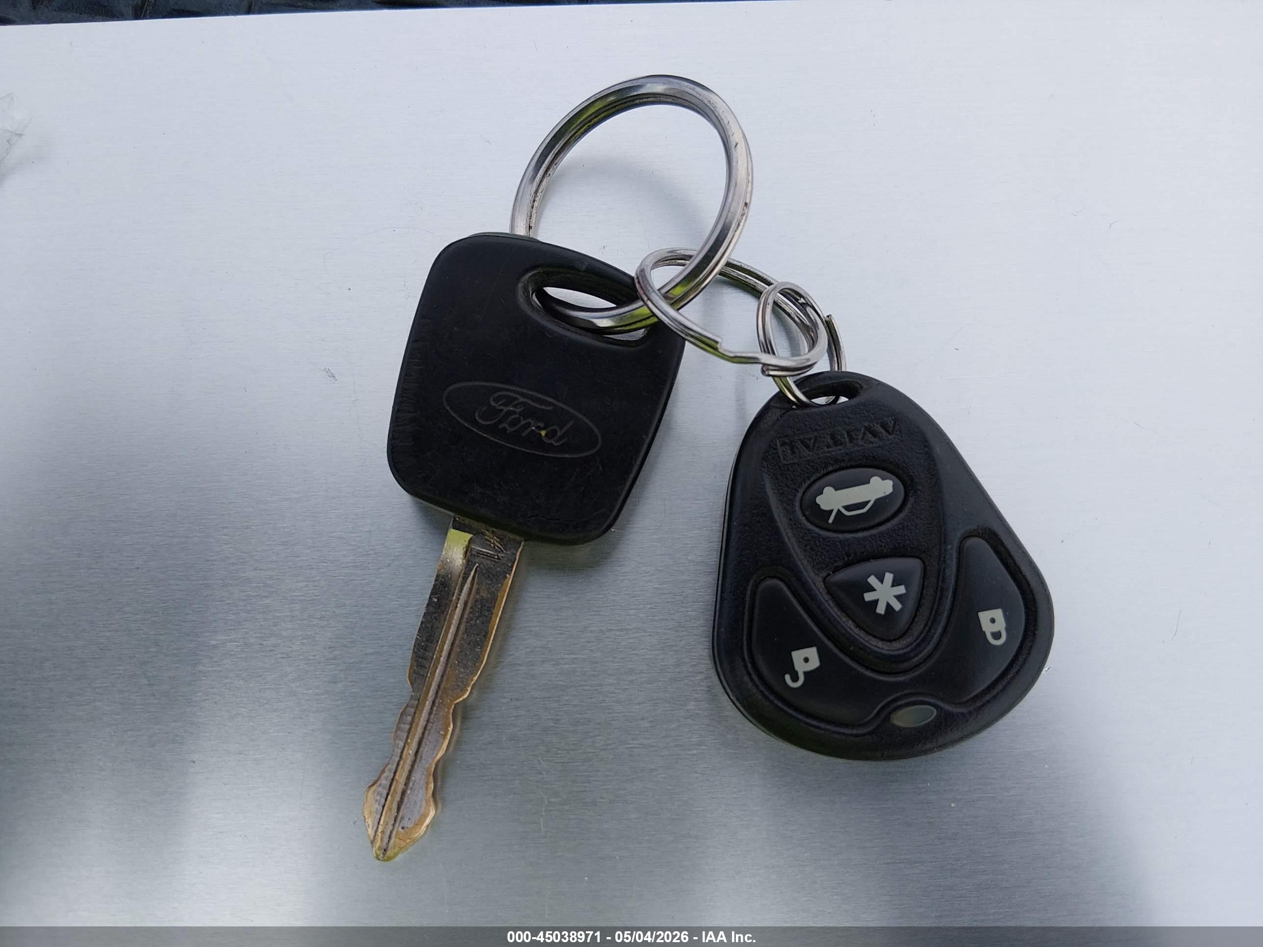 FORD FOCUS image 11