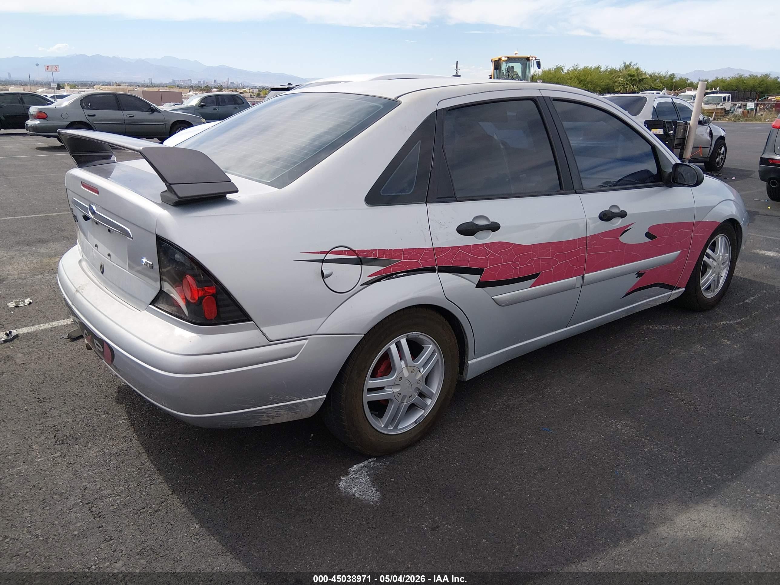 FORD FOCUS image 4