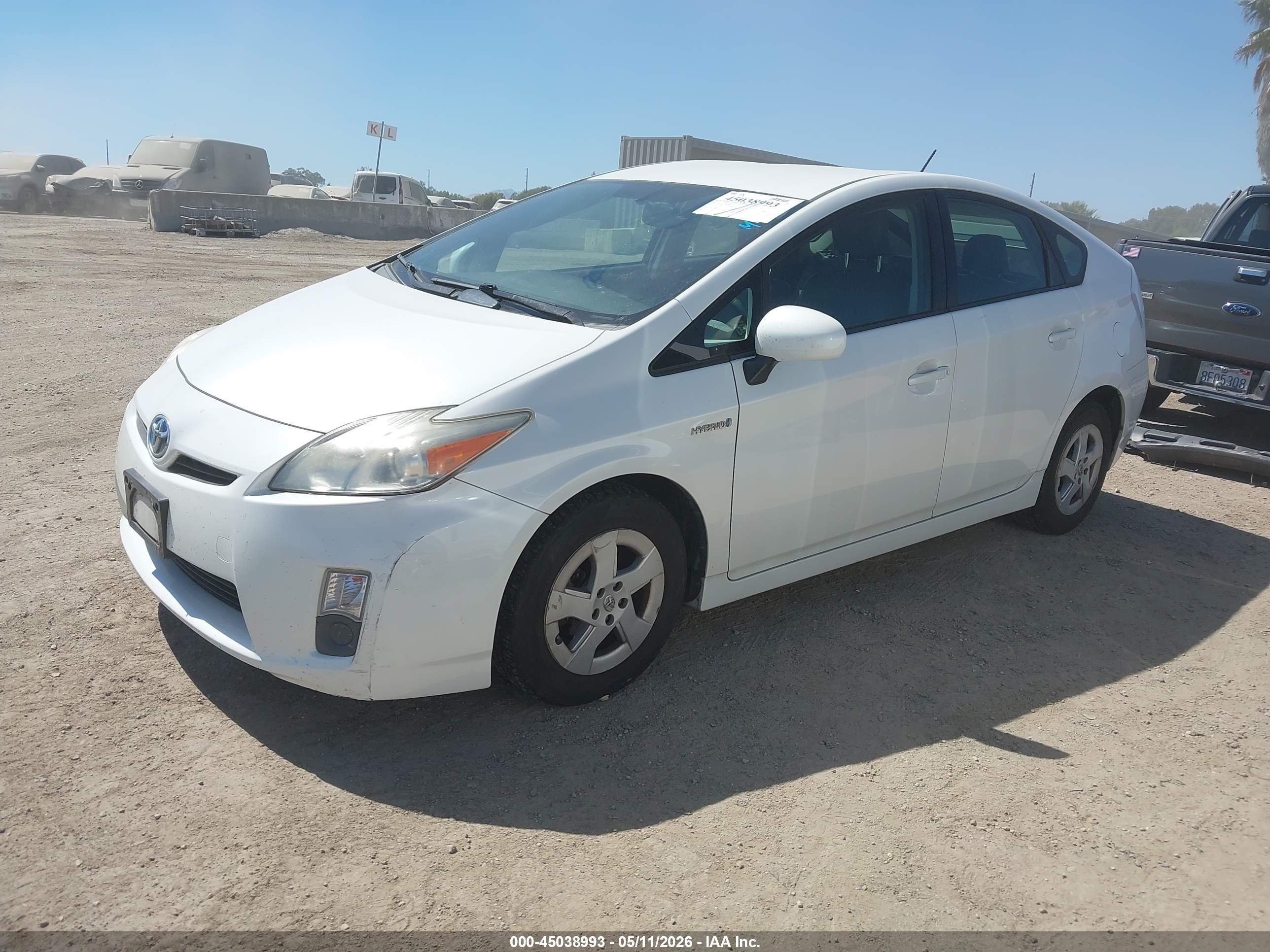 TOYOTA PRIUS image 2