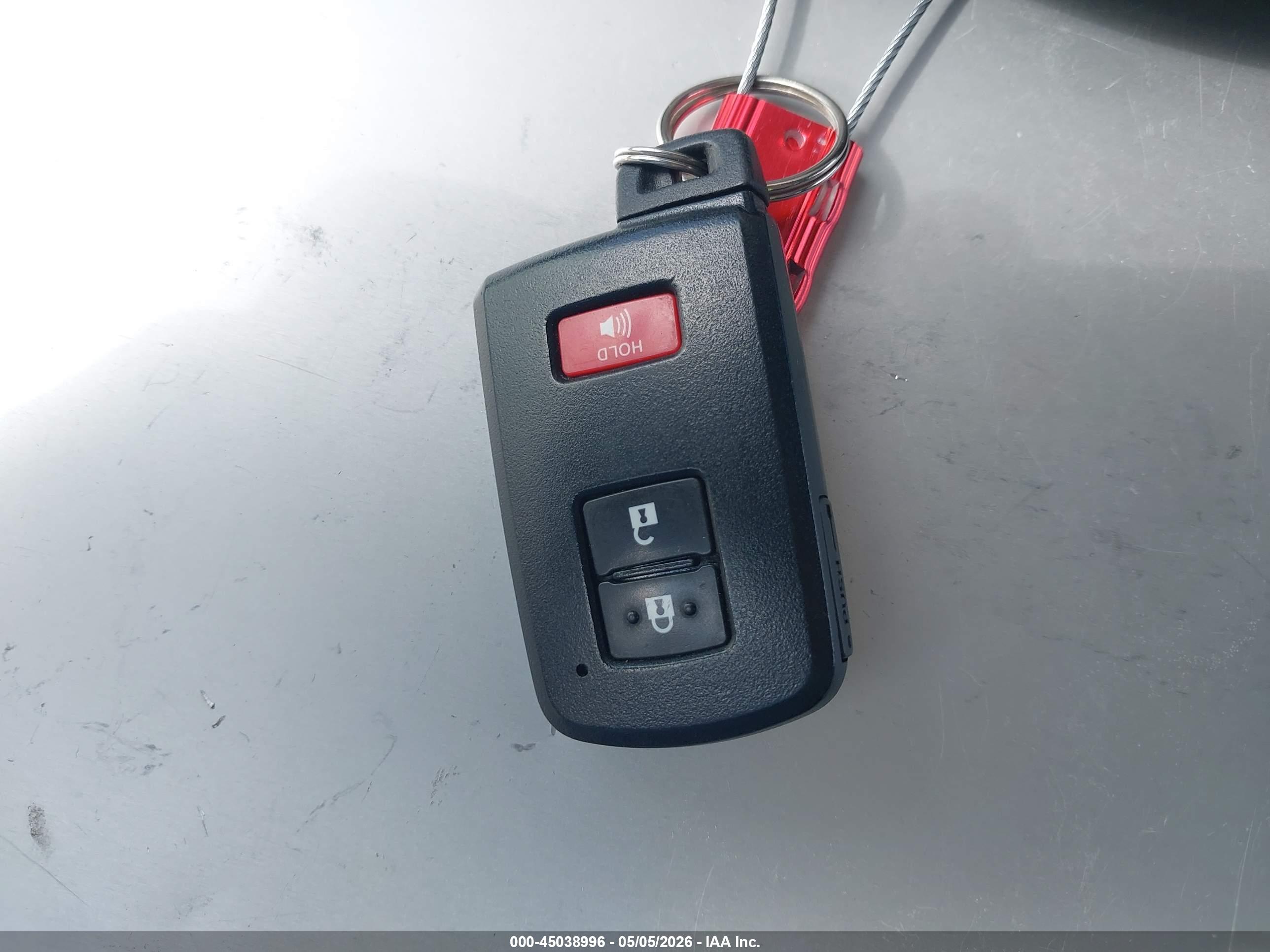 TOYOTA 4RUNNER image 11